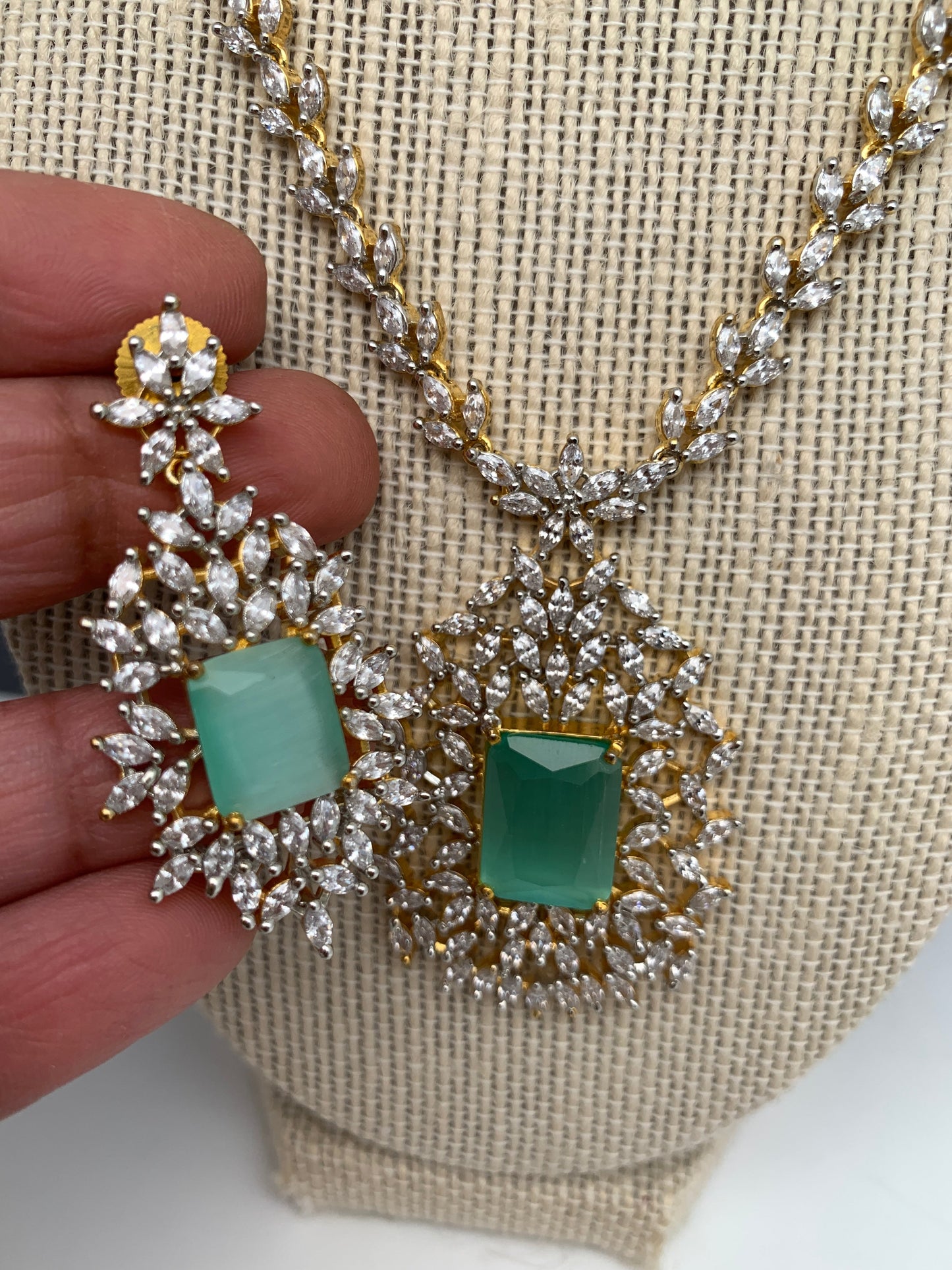 AD Mint Green Doublet Stone Short Necklace