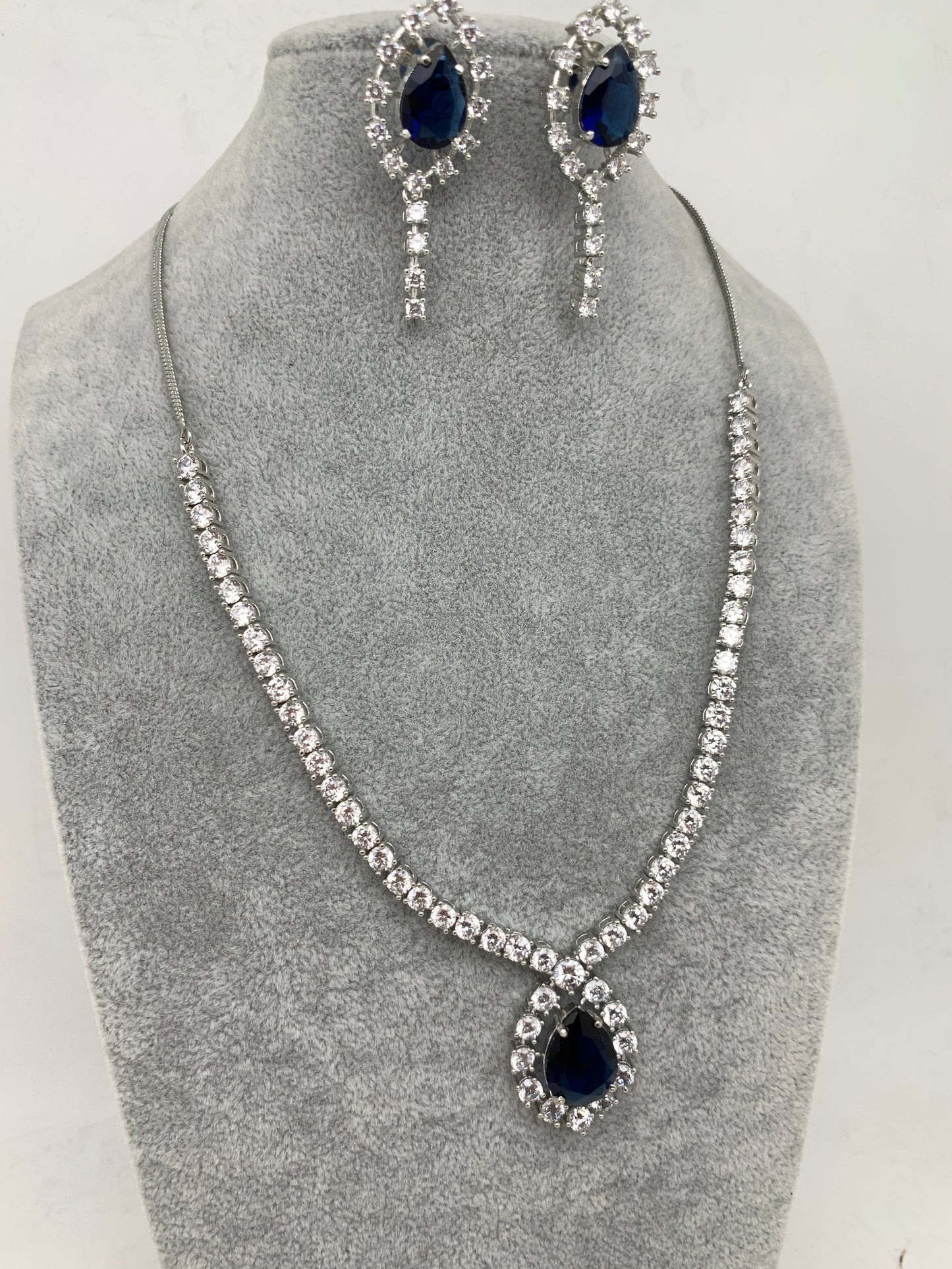 Doublet Blue Stone AD Short Necklace