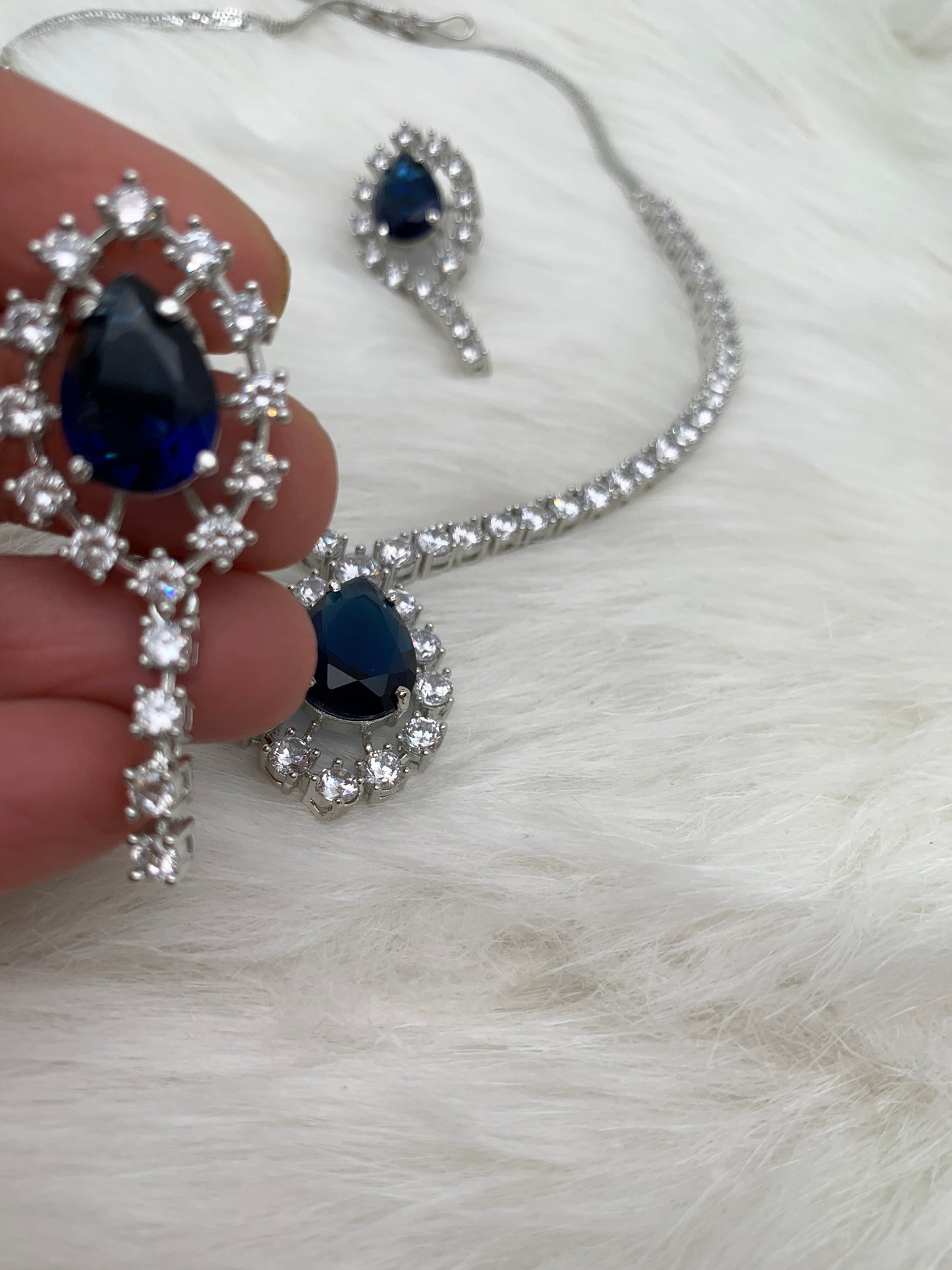 Doublet Blue Stone AD Short Necklace