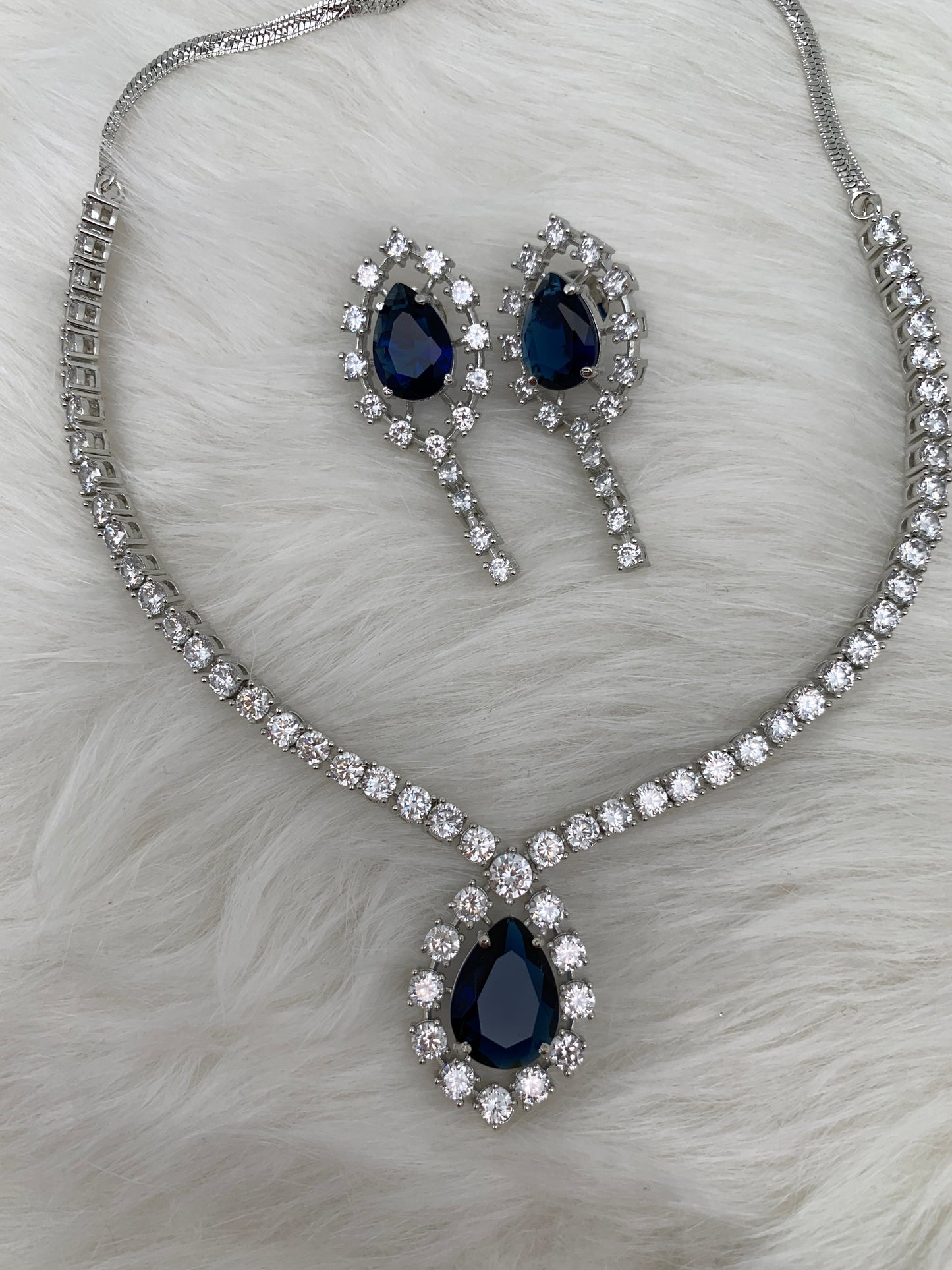 Doublet Blue Stone AD Short Necklace