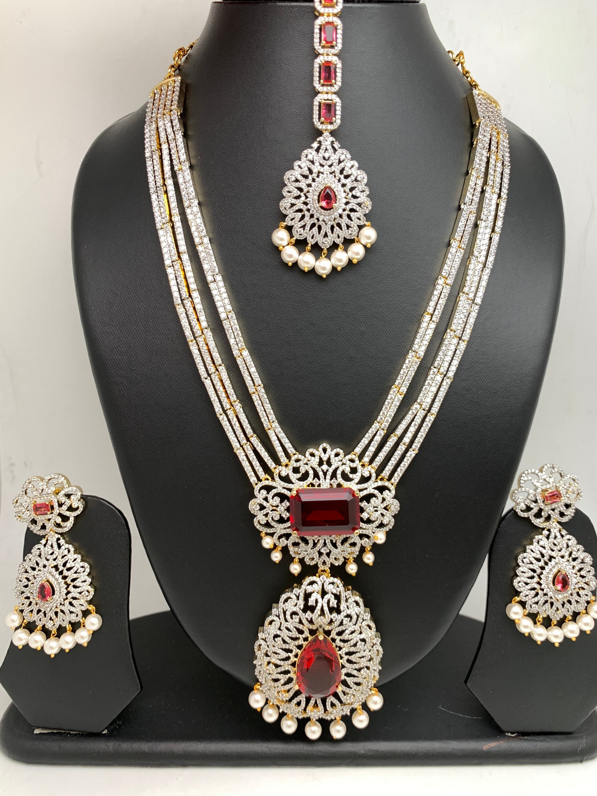 Doublet Stone Multi Layer Detachable Pendent Short Necklace - Red