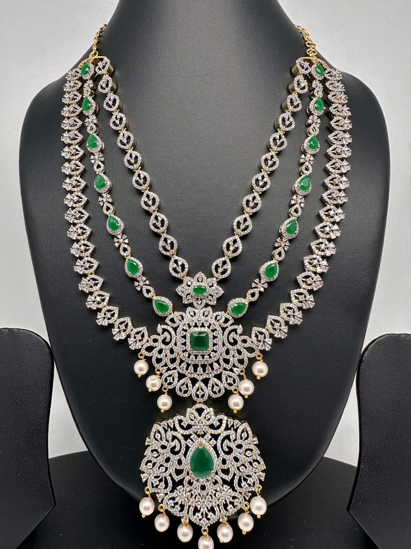 AD Emerald Green Multi Layer Short Necklace