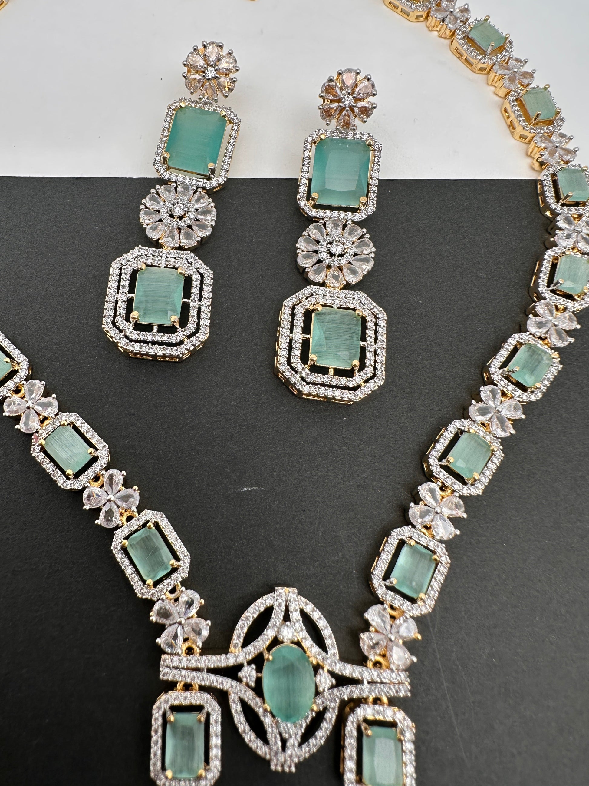 AD Color Stone Long Necklace - LightGreen