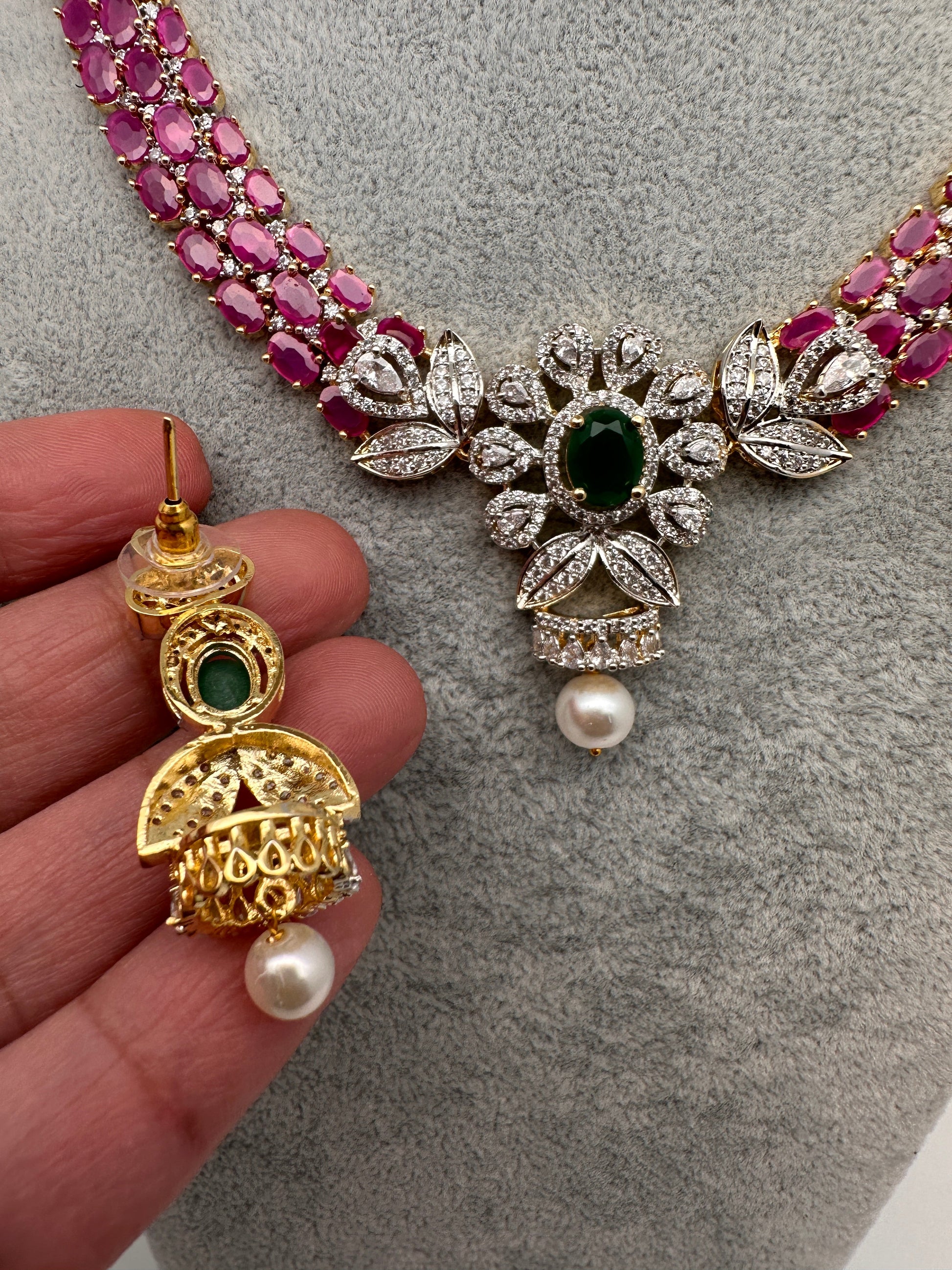 AD Color Stone Floral Design Neckline Short Necklace - Pink