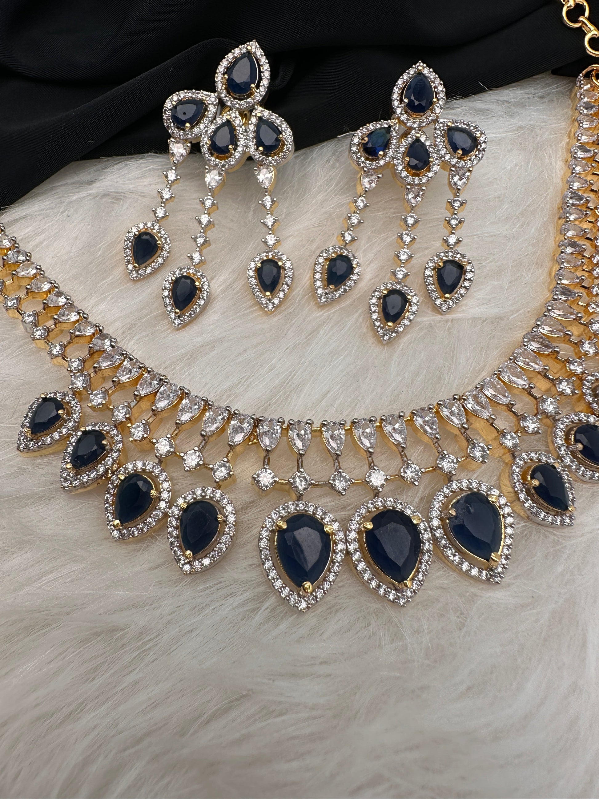 AD Color Stone Neckline Short Necklace - Blue