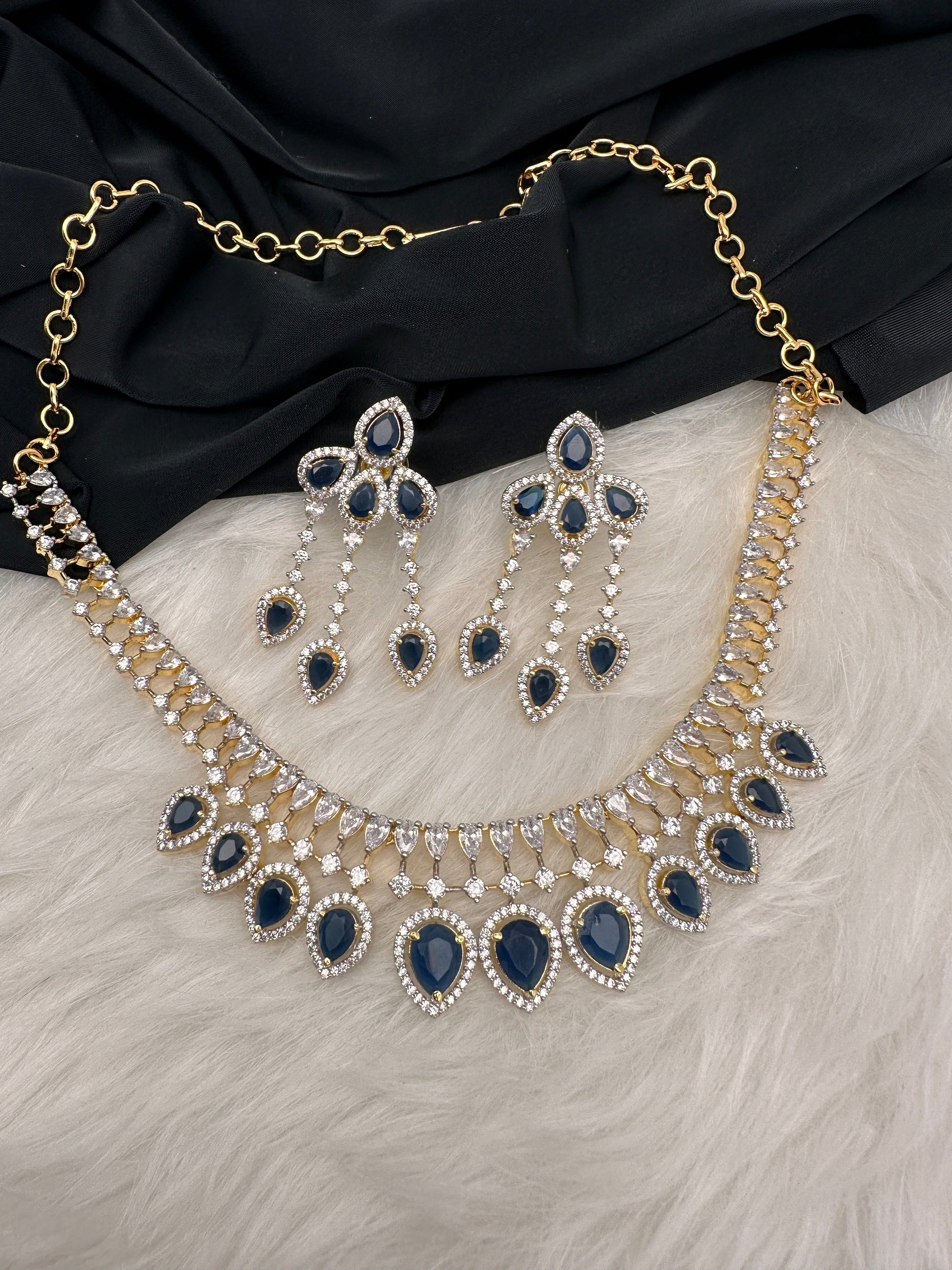AD Color Stone Neckline Short Necklace - Blue