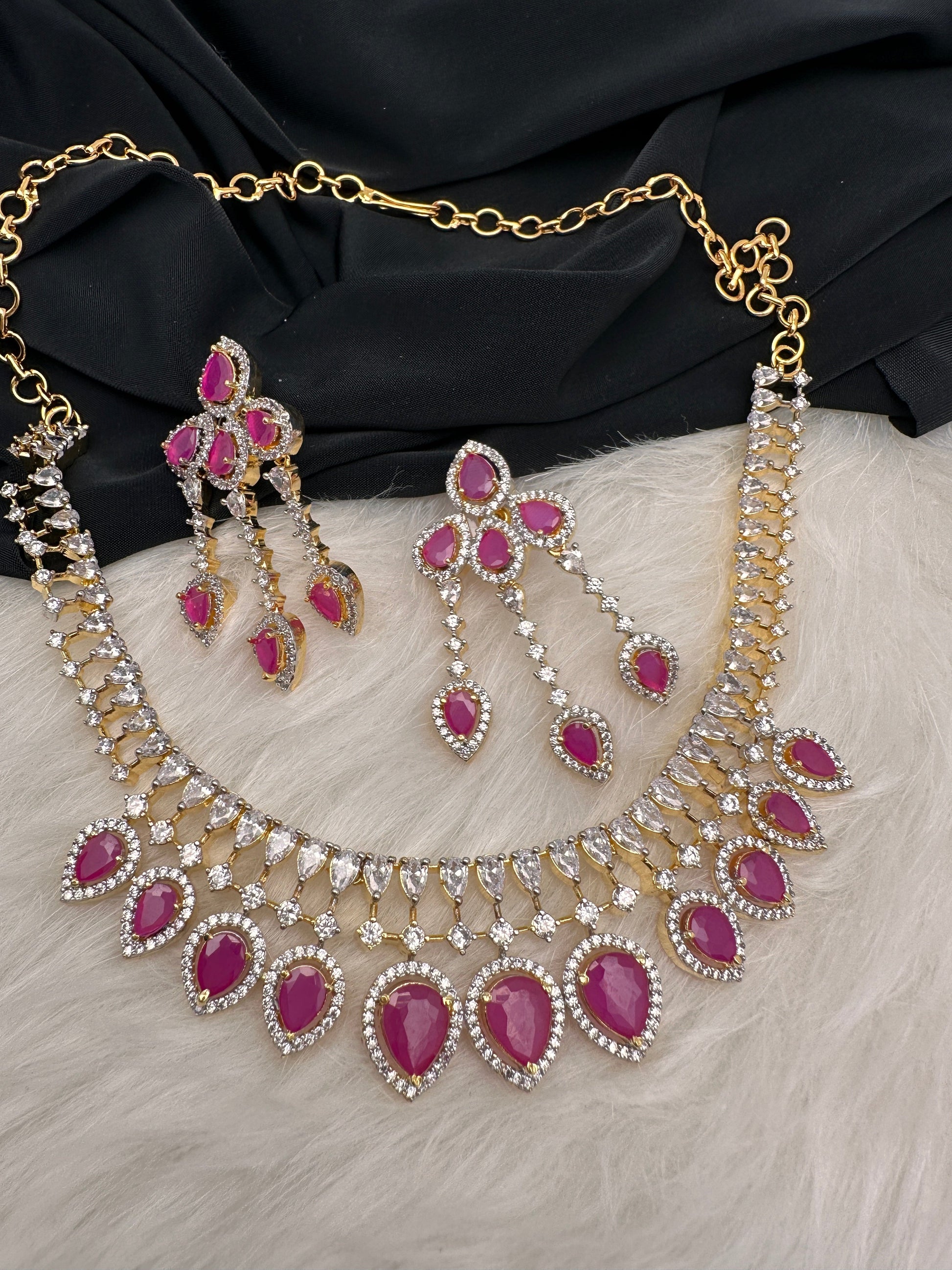 AD Color Stone Neckline Short Necklace - Red