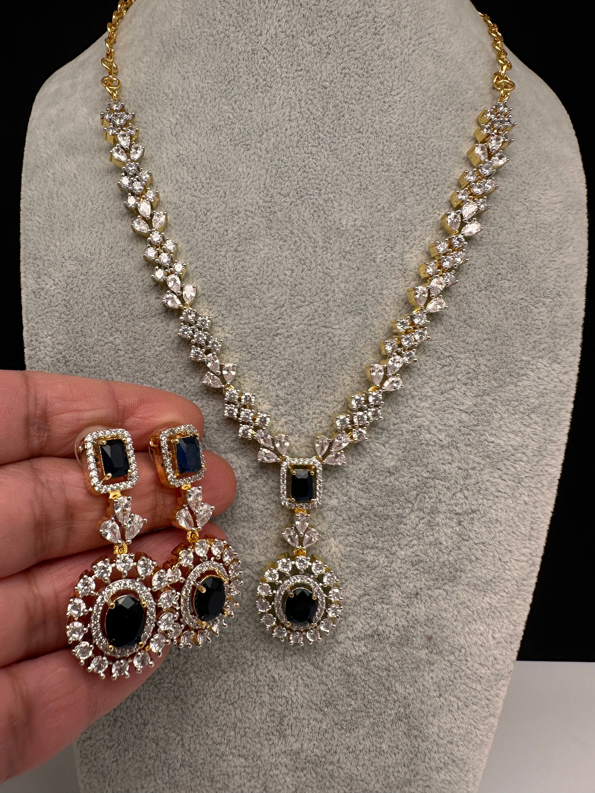 AD Color Stone Short Necklace - Blue