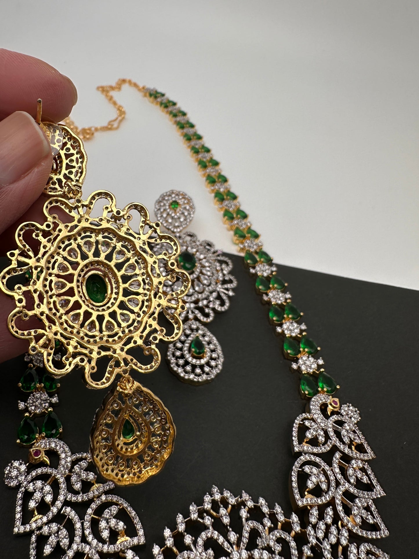 AD Color Stone Short Necklace - Green