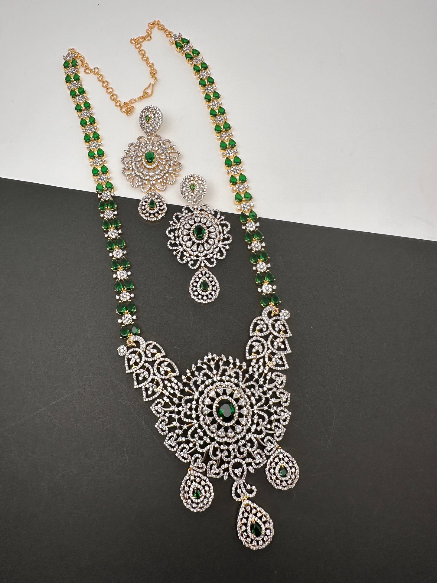 AD Color Stone Short Necklace - Green