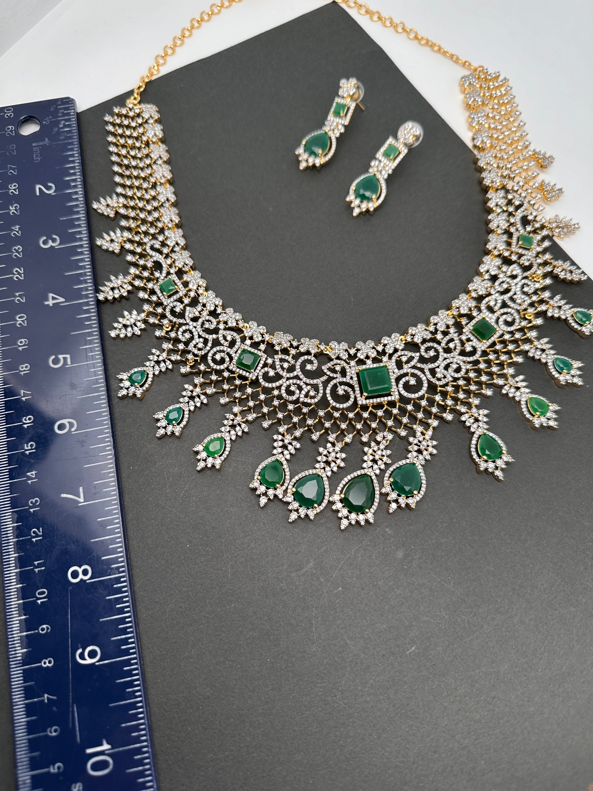 AD Color Stone Broad Short Necklace - Green