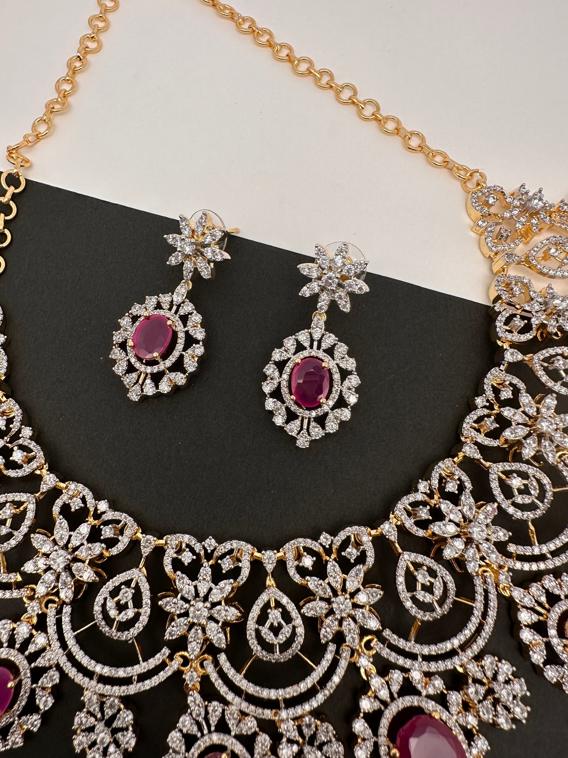 AD Color Stone Neckline Short Necklace - Red