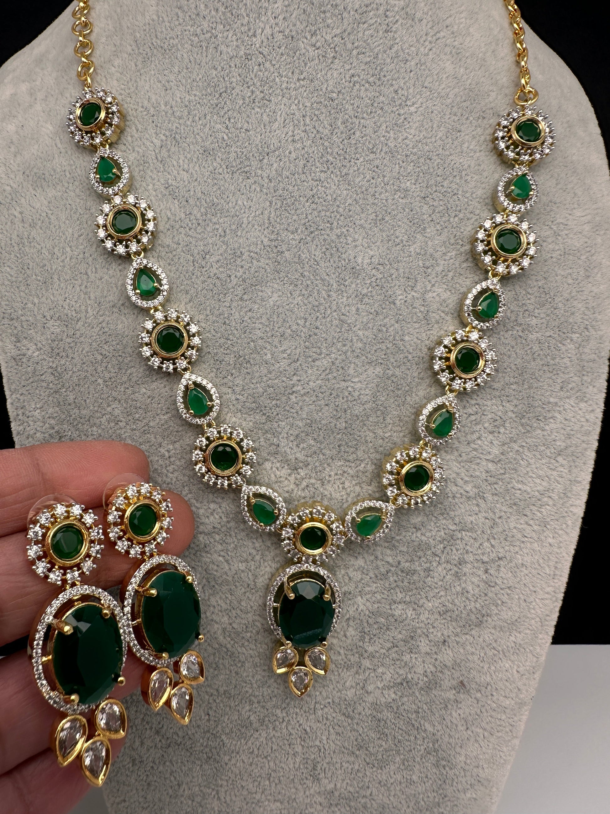 AD Color Stone Dainty Short Necklace - Green