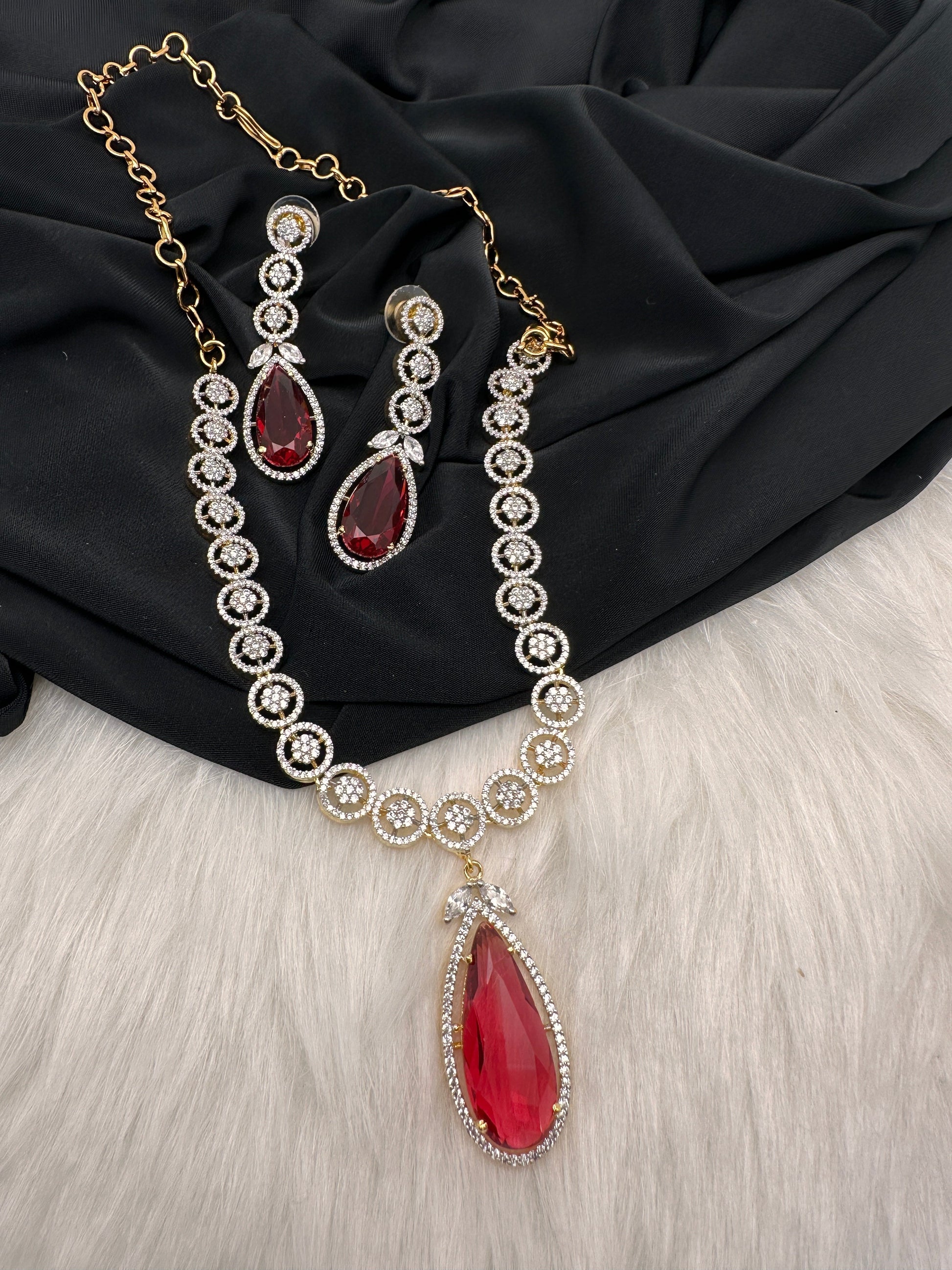 AD Color Stone Dainty Short Necklace - Red