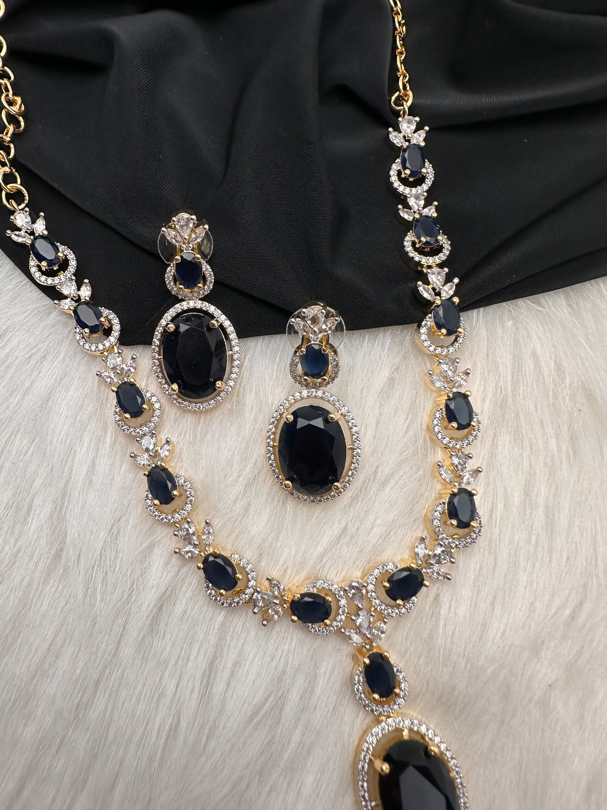 AD Color Stone Dainty Short Necklace - Blue