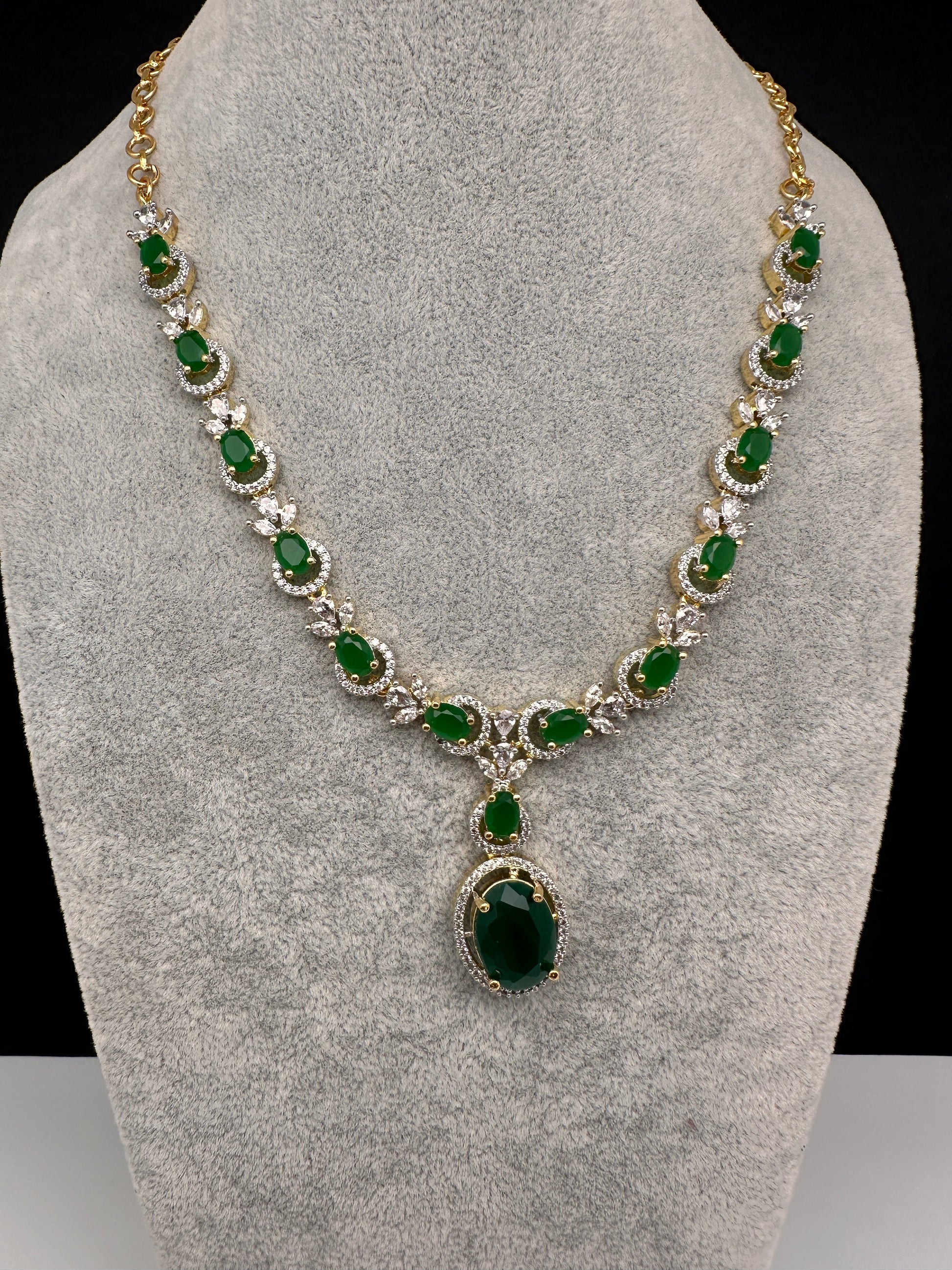 AD Color Stone Dainty Short Necklace - Green