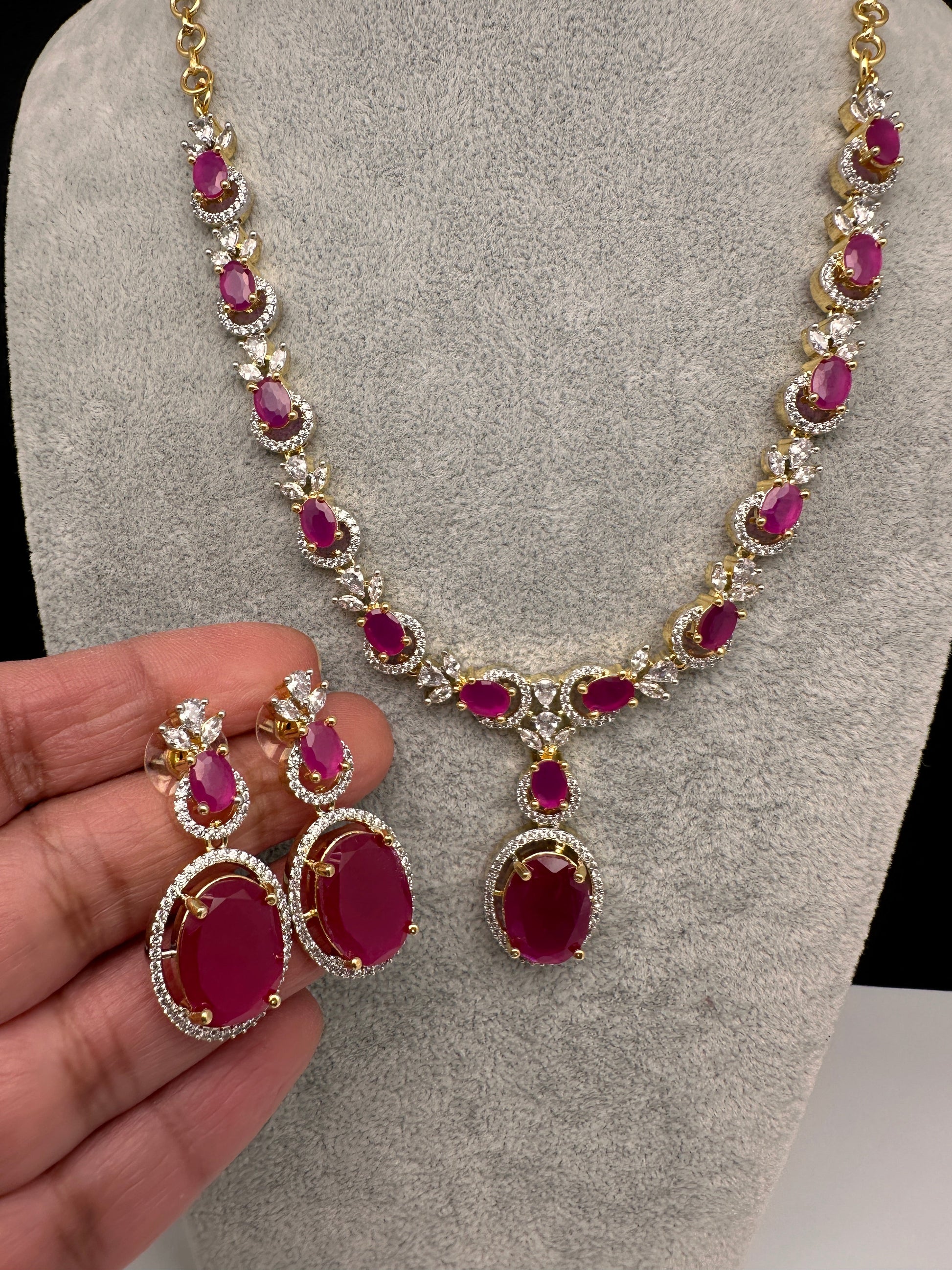 AD Color Stone Dainty Short Necklace - Red