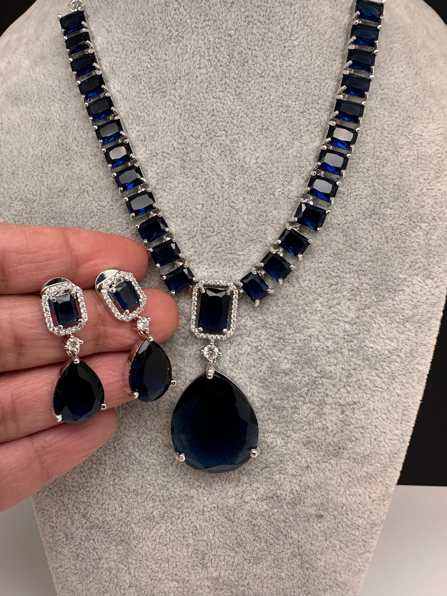 Blue Sapphire Short Necklace