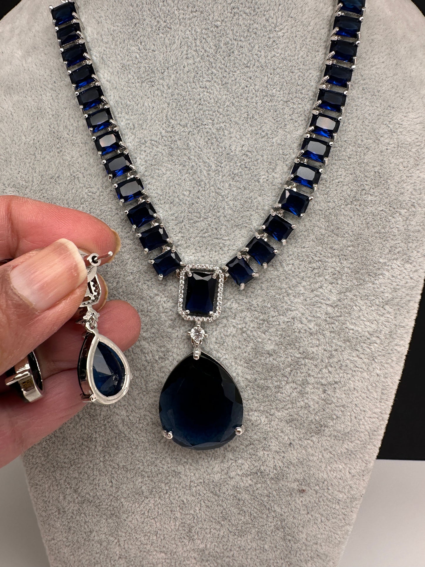 Blue Sapphire Short Necklace