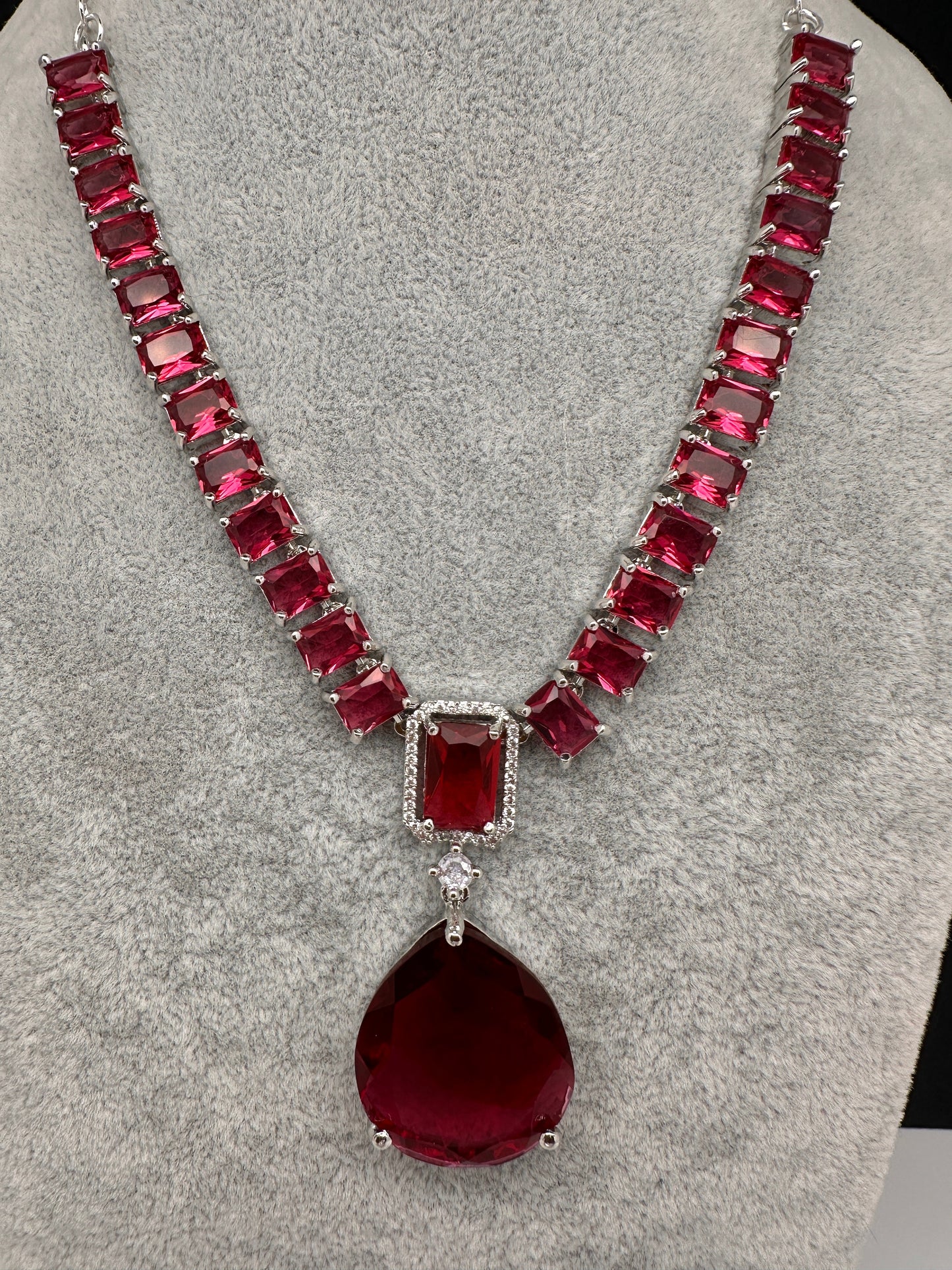 Wine Red Silver Short Necklace
