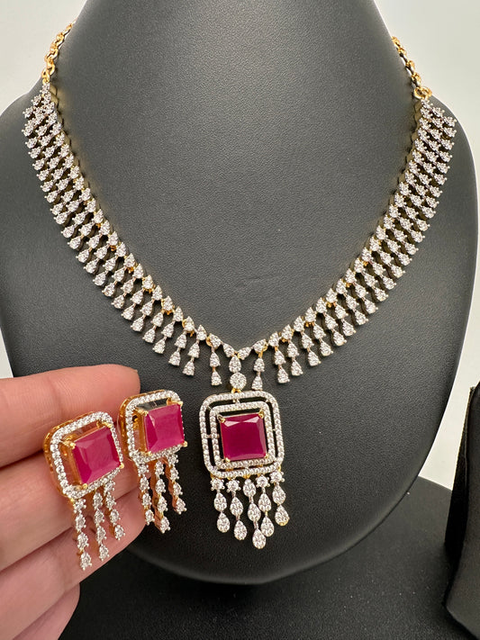 Diamond FInish Color Stone Dainty Short Necklace - Red