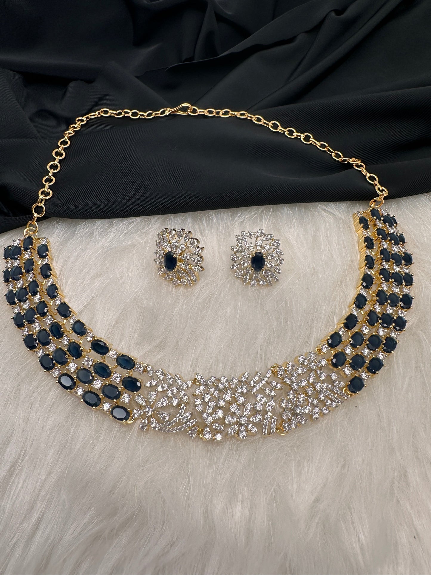 AD Color Stone Dainty Short Necklace - Blue