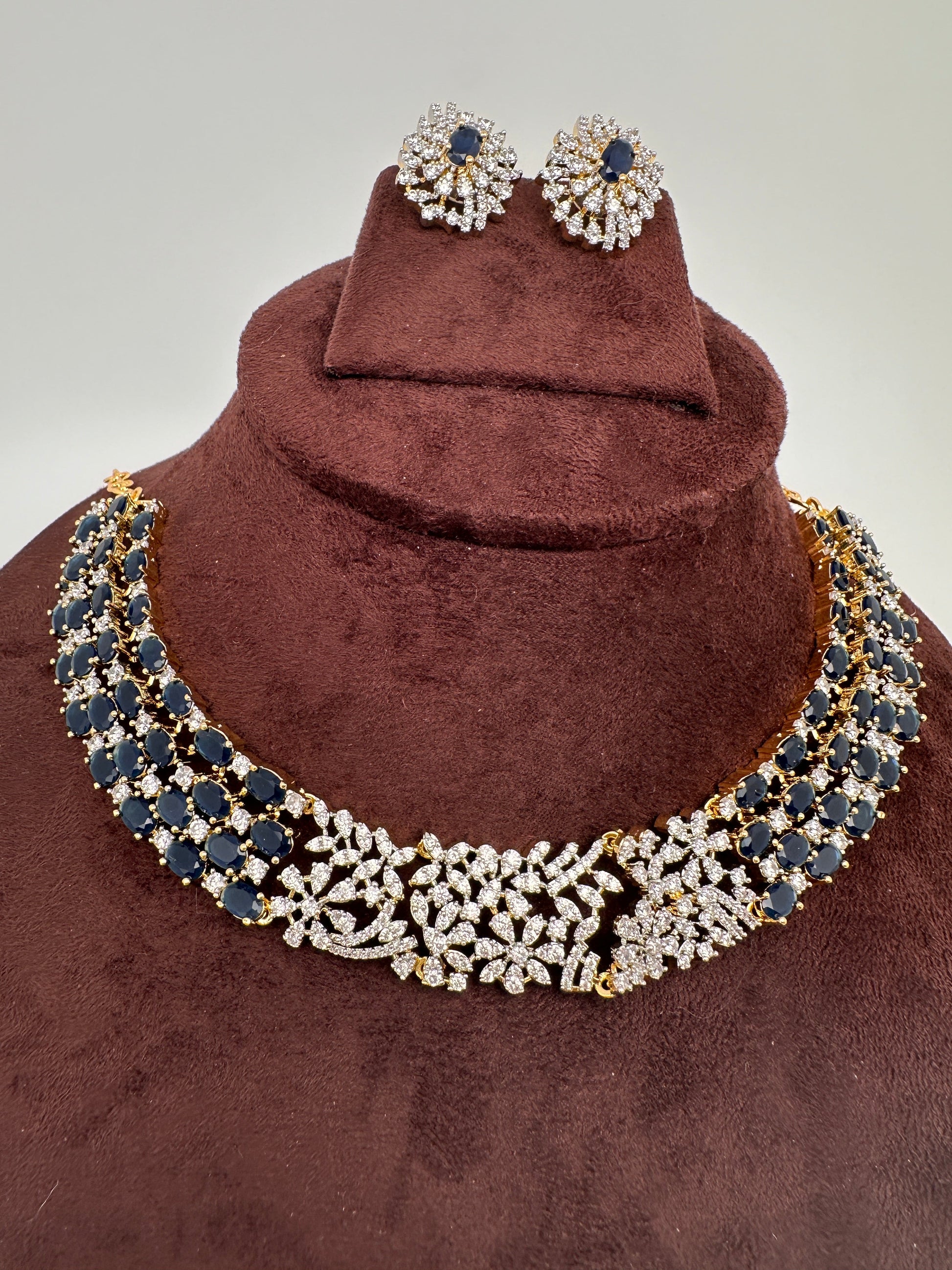 AD Color Stone Dainty Short Necklace - Blue