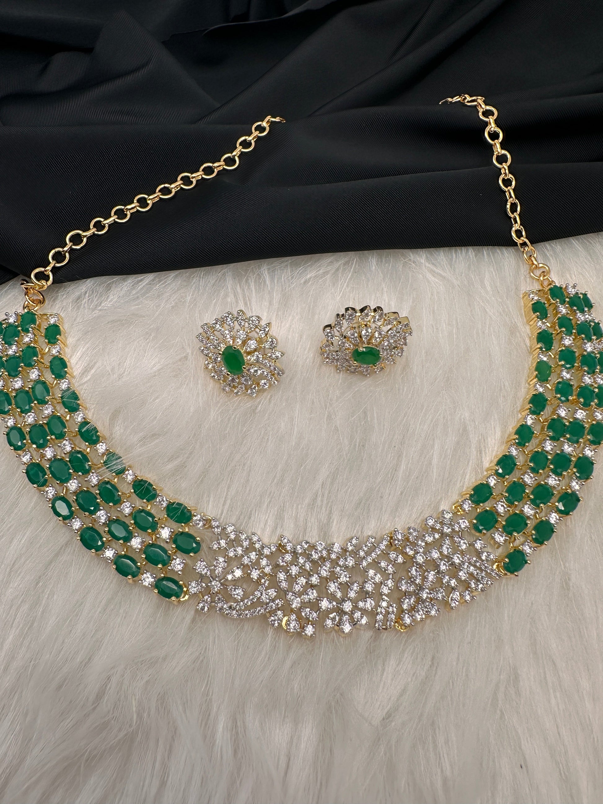 AD Color Stone Dainty Short Necklace - Green
