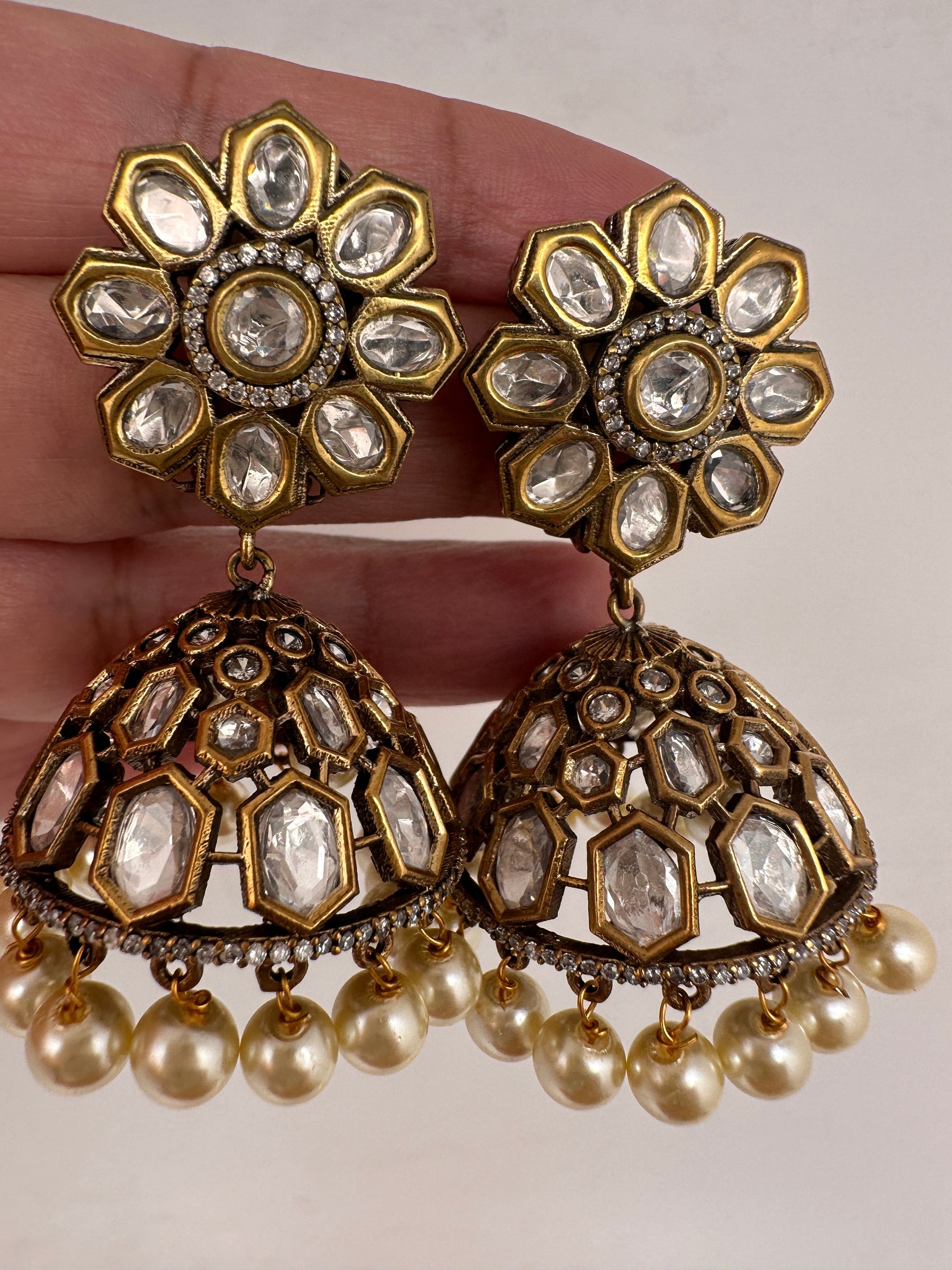 Kundan Clear Stone Victorian Finish Jhumki - White