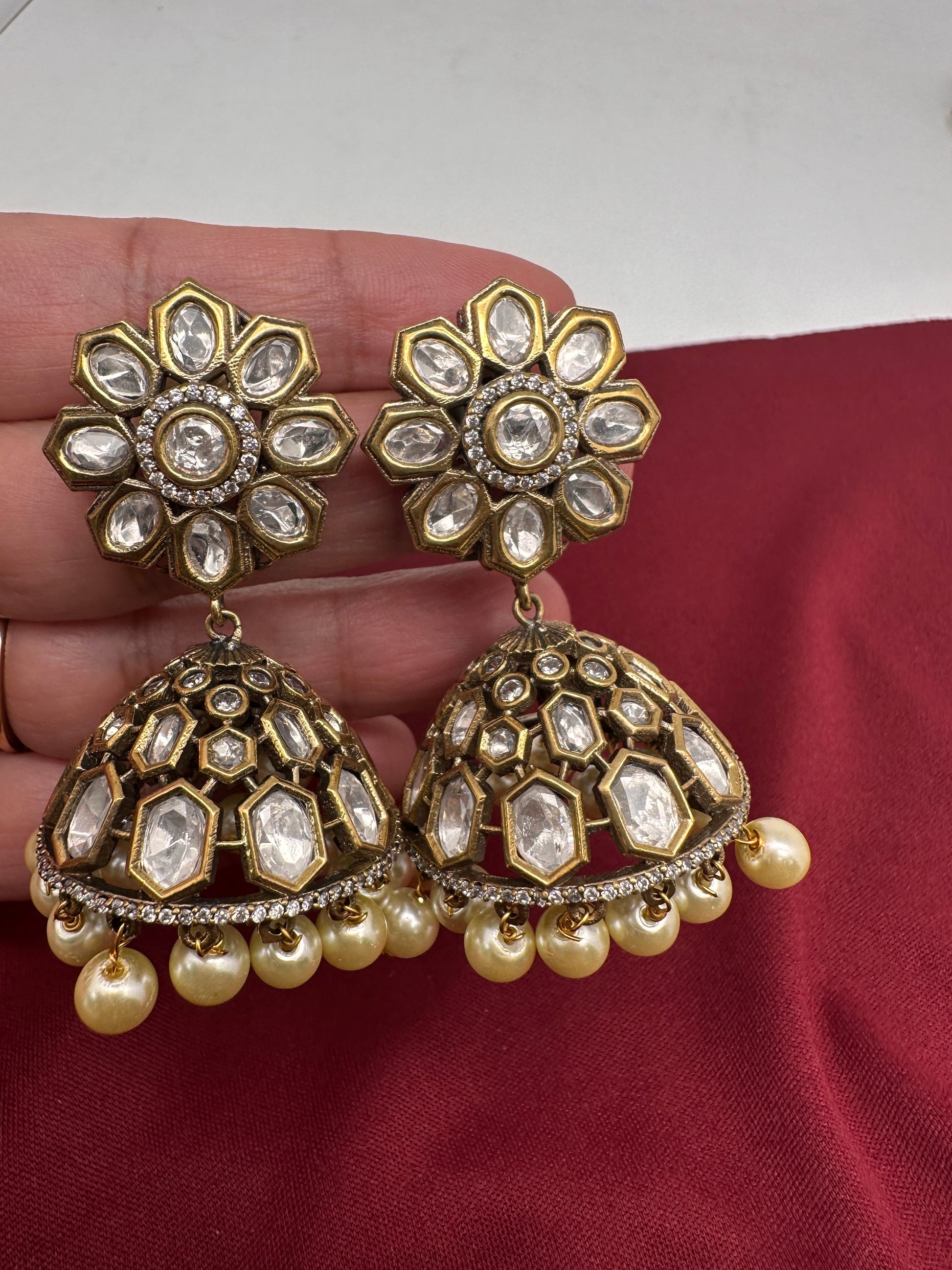 Kundan Clear Stone Victorian Finish Jhumki - White