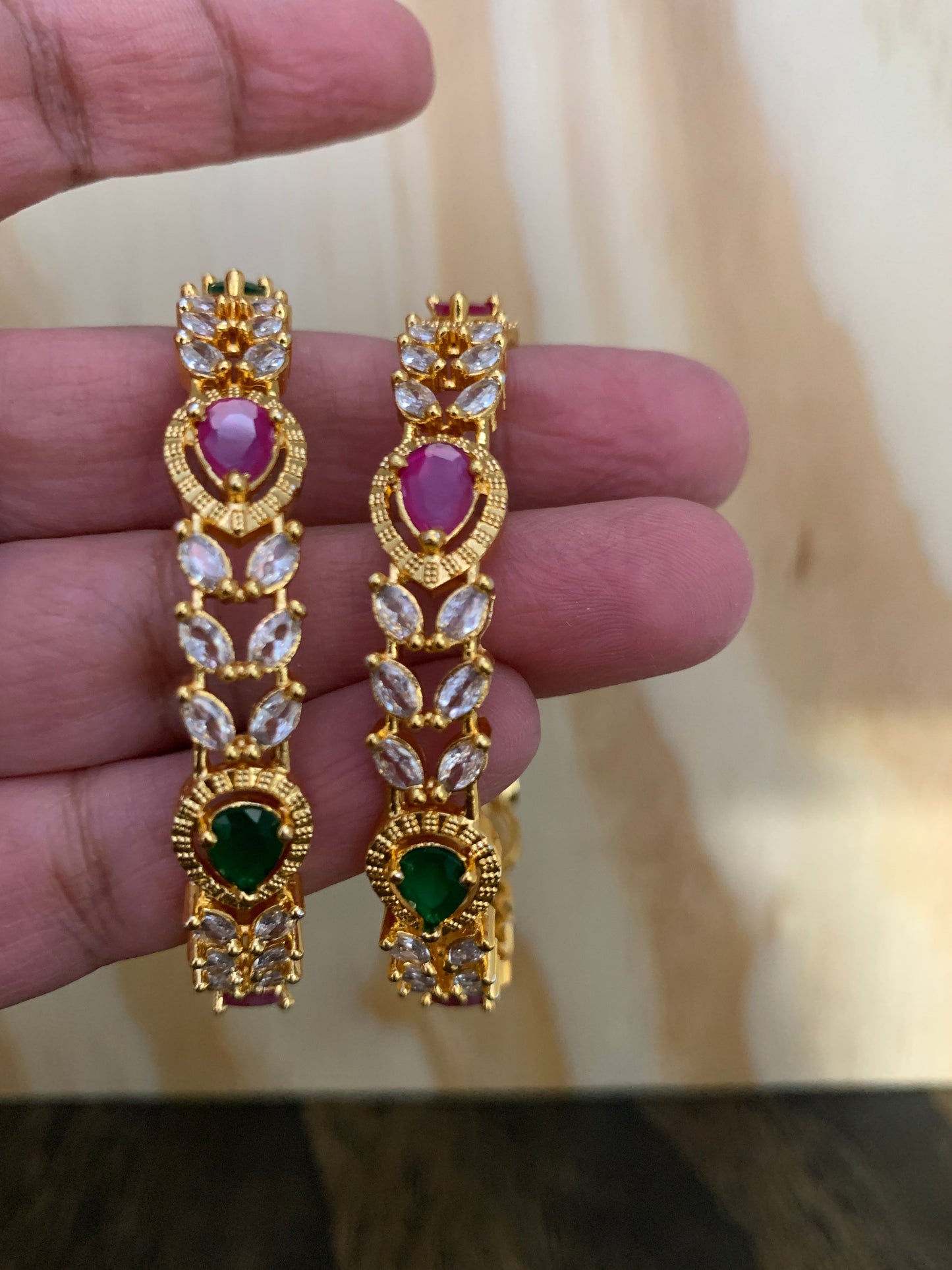 AD Red Green Stone Floral Pattern Bangles