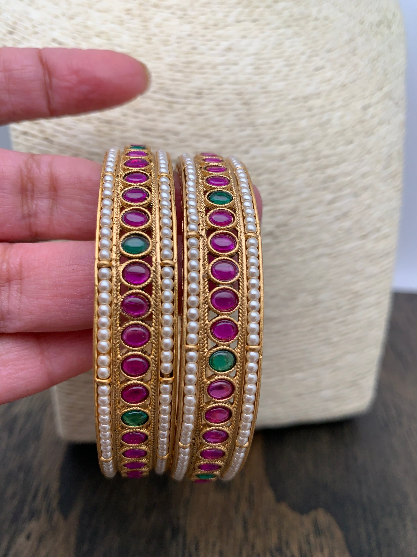 Red Green Kemp Pearl Matte Finish Bangle