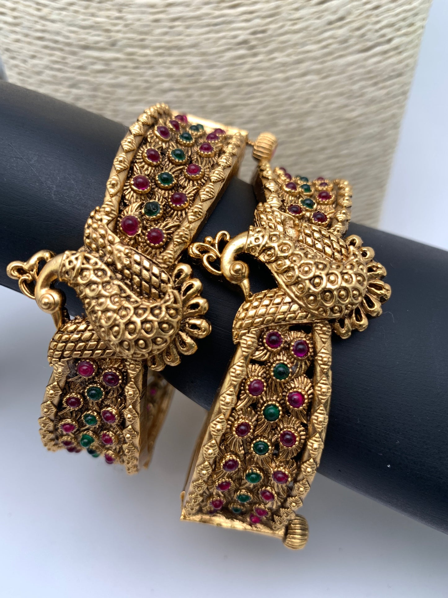 Peacock Red Green Kemp Matte Finish Openable Bangles