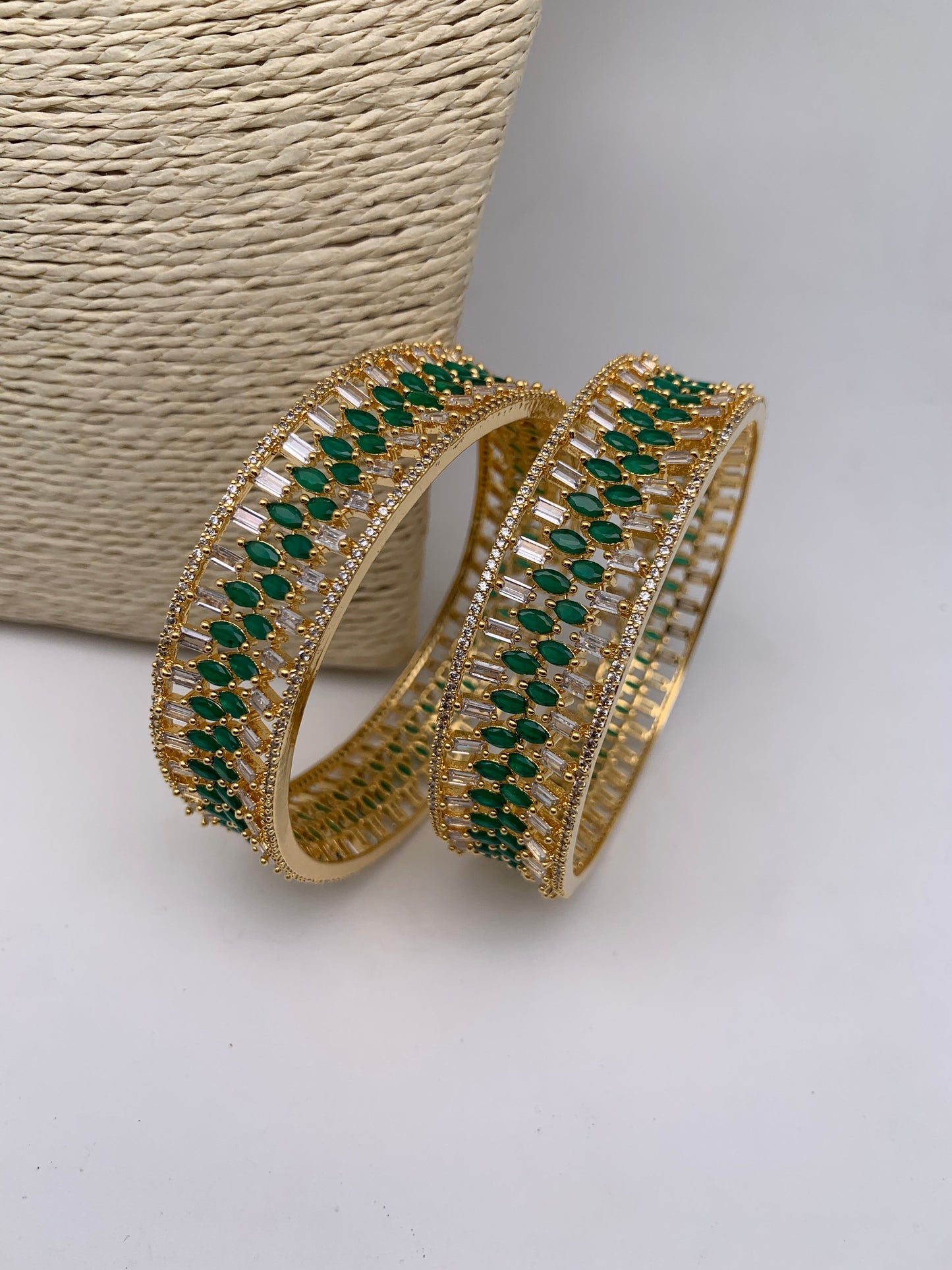 AD Emerald Green Stone Broad Golden Bangles