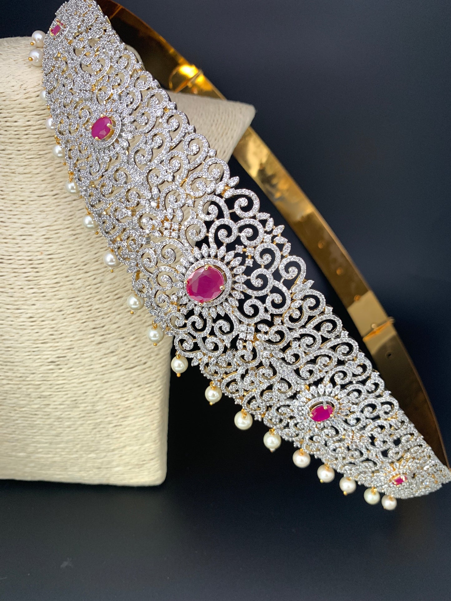 AD Diamond Finish Red Stone Hip Belt Kamarbandh