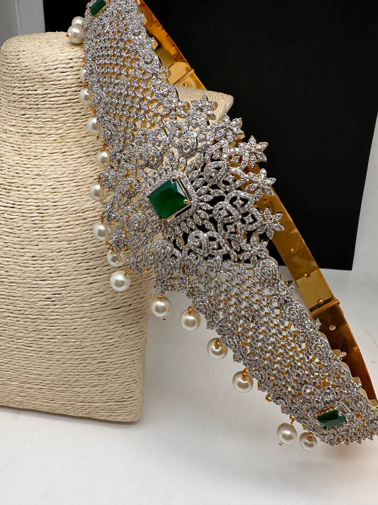 AD Diamond Finish Emerald Green Stone Hip Belt Kamarbandh