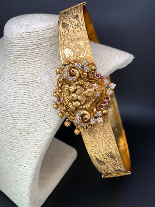 Goddess Lakshmi Motif Floral Self Design Waist Belt Vaddanam