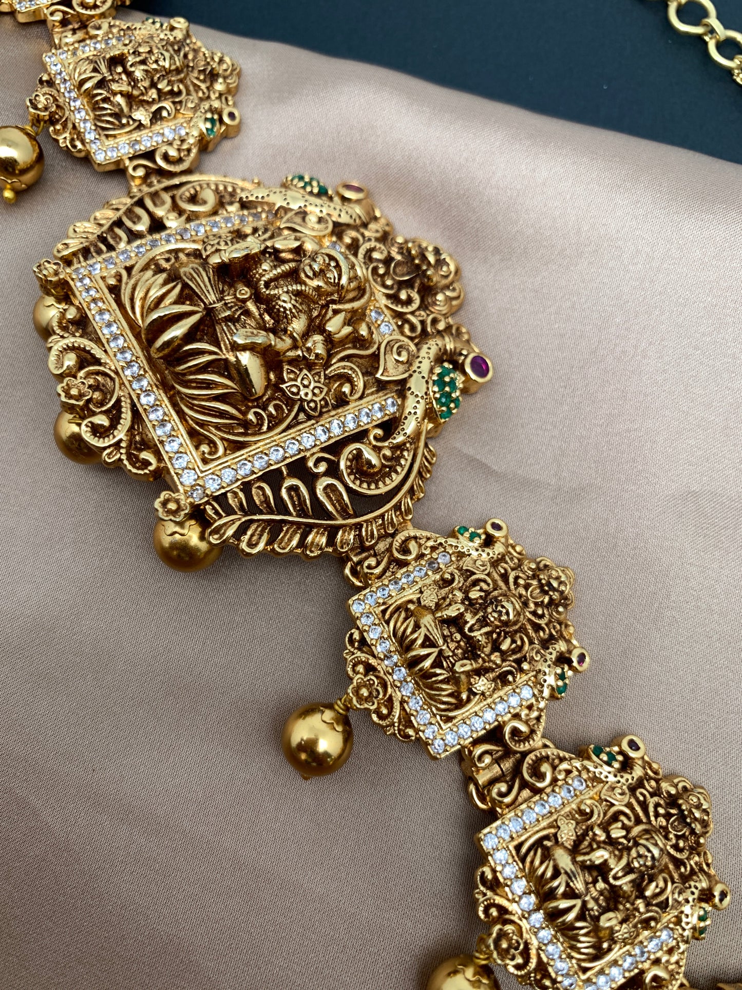 Goddess Lakshmi Nakshi AD Matte Finish Waist Chain Vaddanam