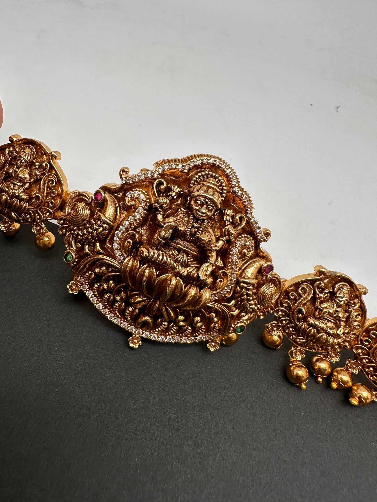 Matte Finish Goddess Lakshmi Nakshi Hip Chain Vaddanam