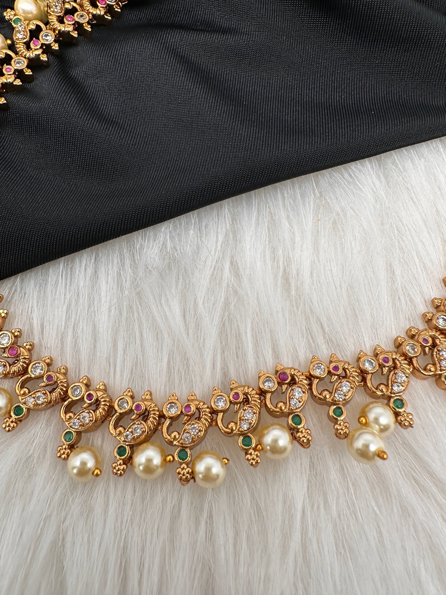 Simple Multi Stone Matte Finish Hip Chain Vaddanam