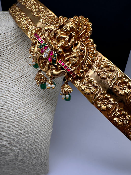 Goddess Lakshmi Motif Jadau Kundan Hip Belt Vaddanam