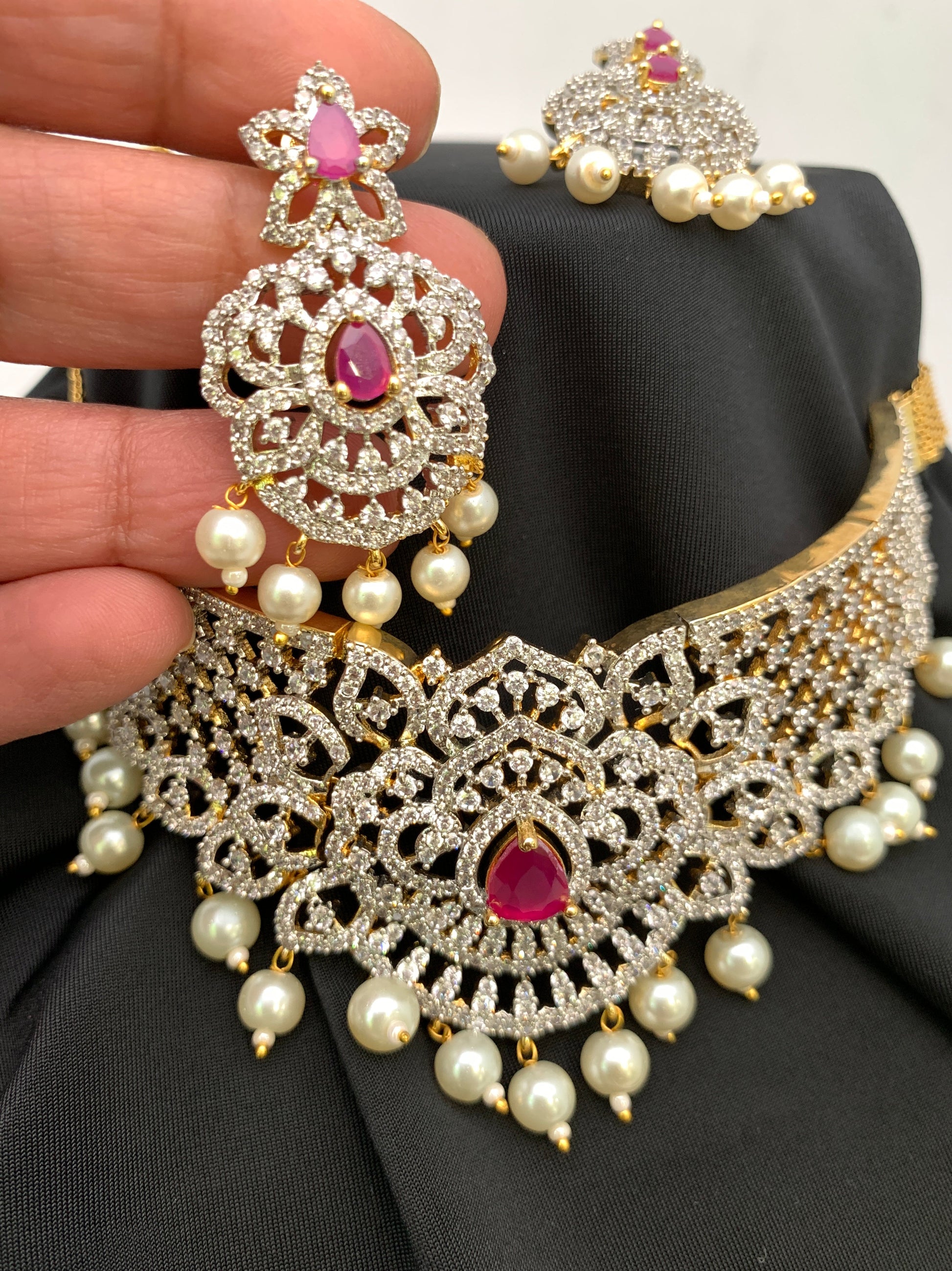 Diamond finish choker Clearance