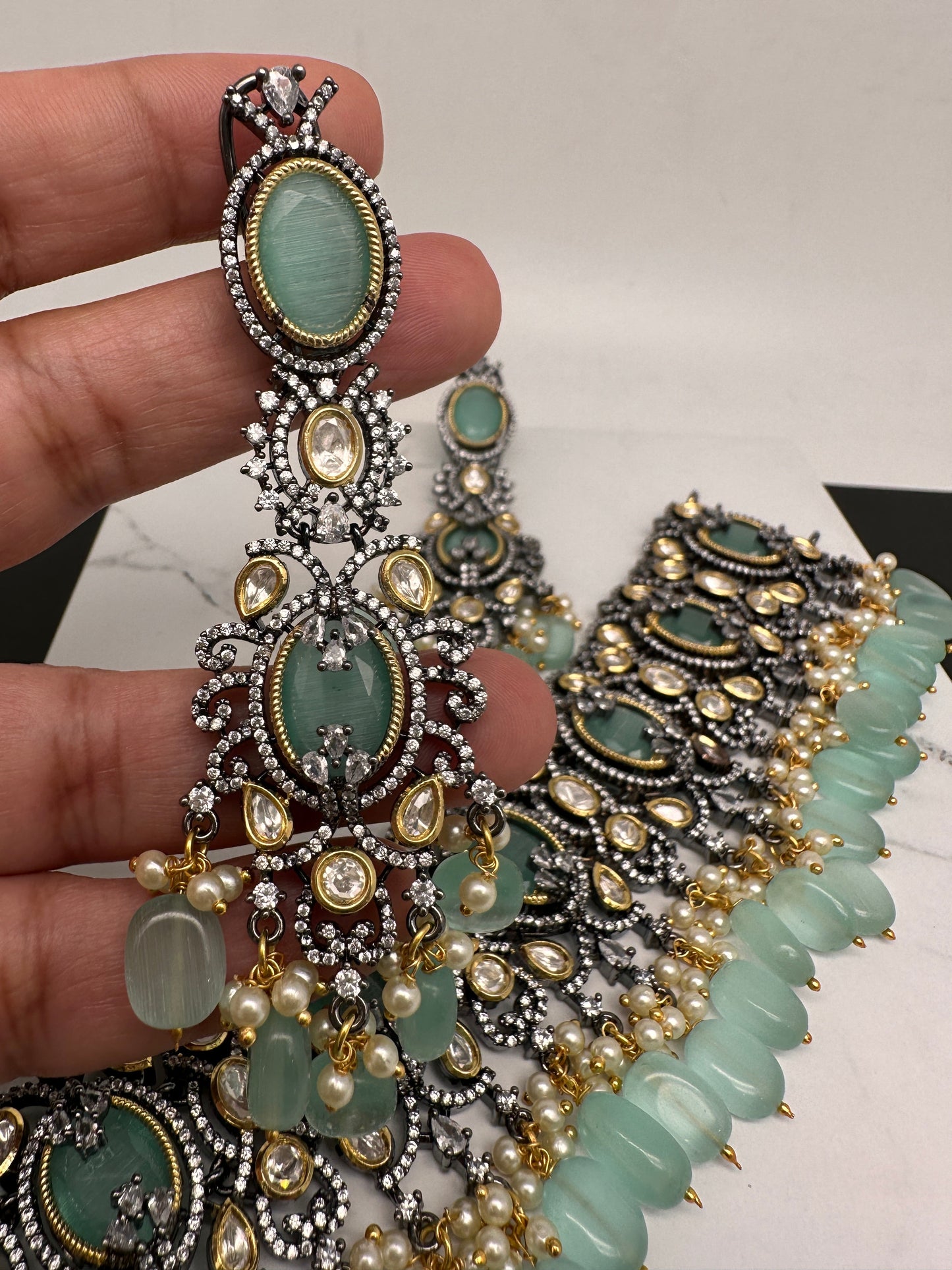 Moissanite Kundan Victorian Finish Color Stone Color beads Choker - LightGreen