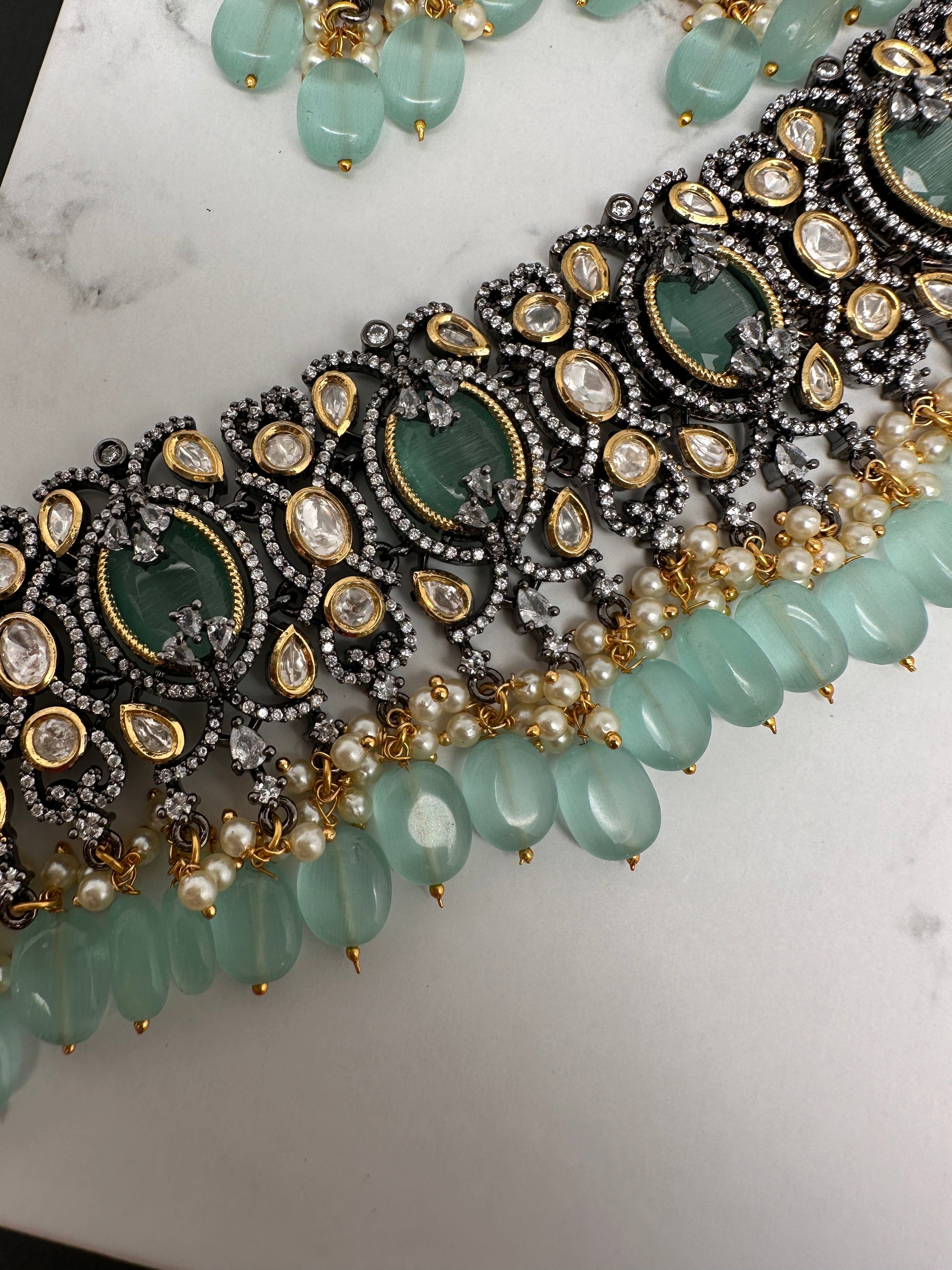 Moissanite Kundan Victorian Finish Color Stone Color beads Choker - LightGreen