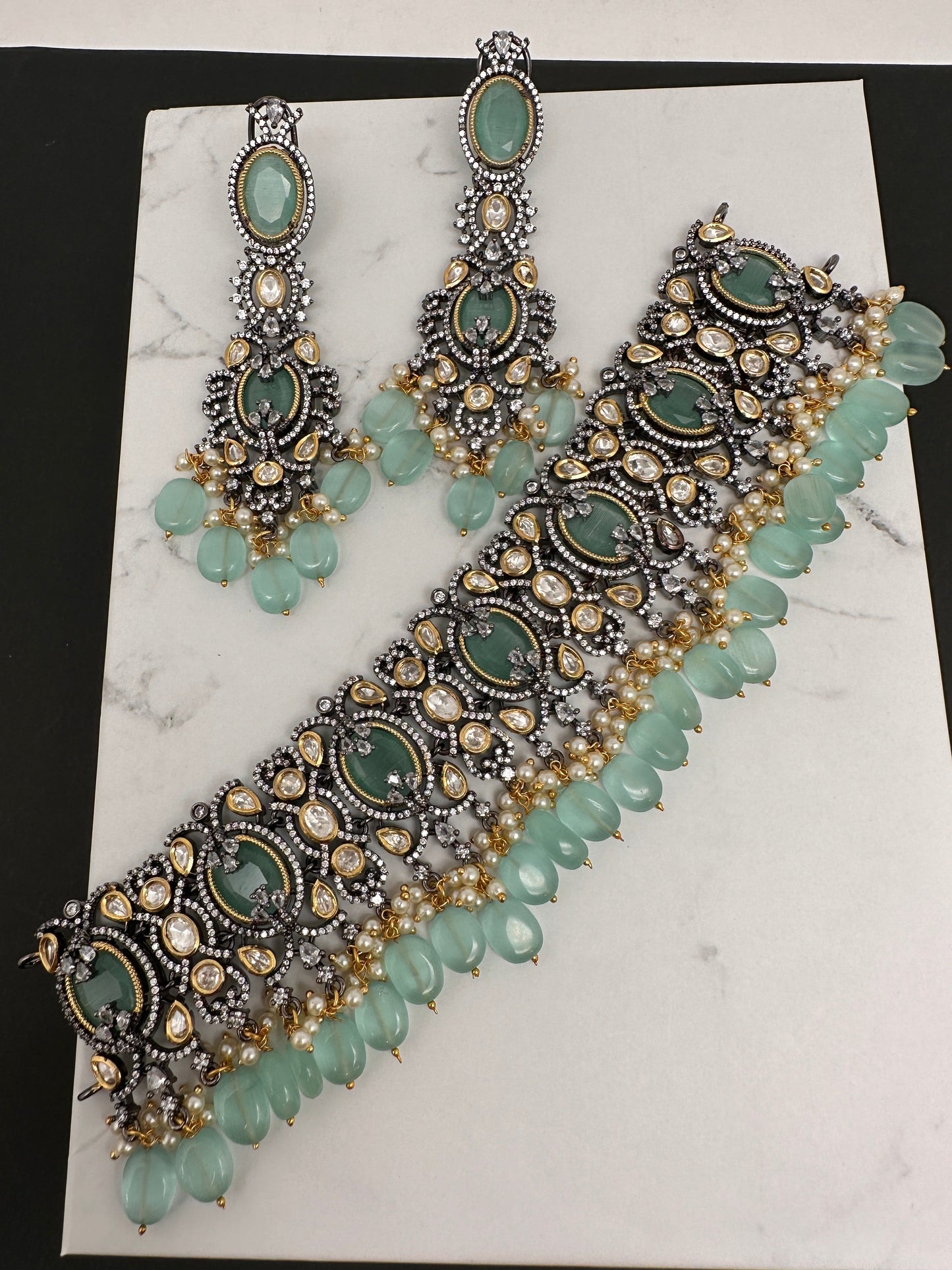 Moissanite Kundan Victorian Finish Color Stone Color beads Choker - LightGreen