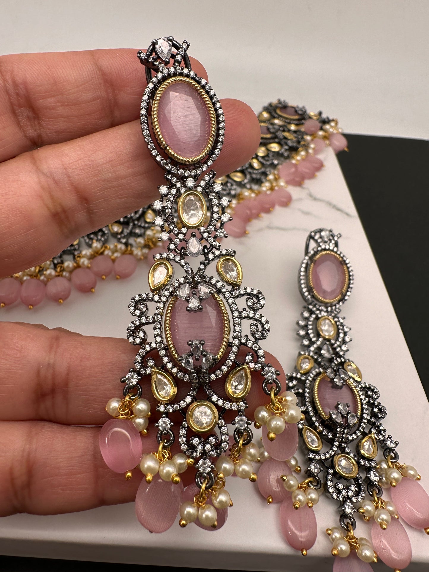 Moissanite Kundan Victorian Finish Color Stone Color beads Choker - Pink