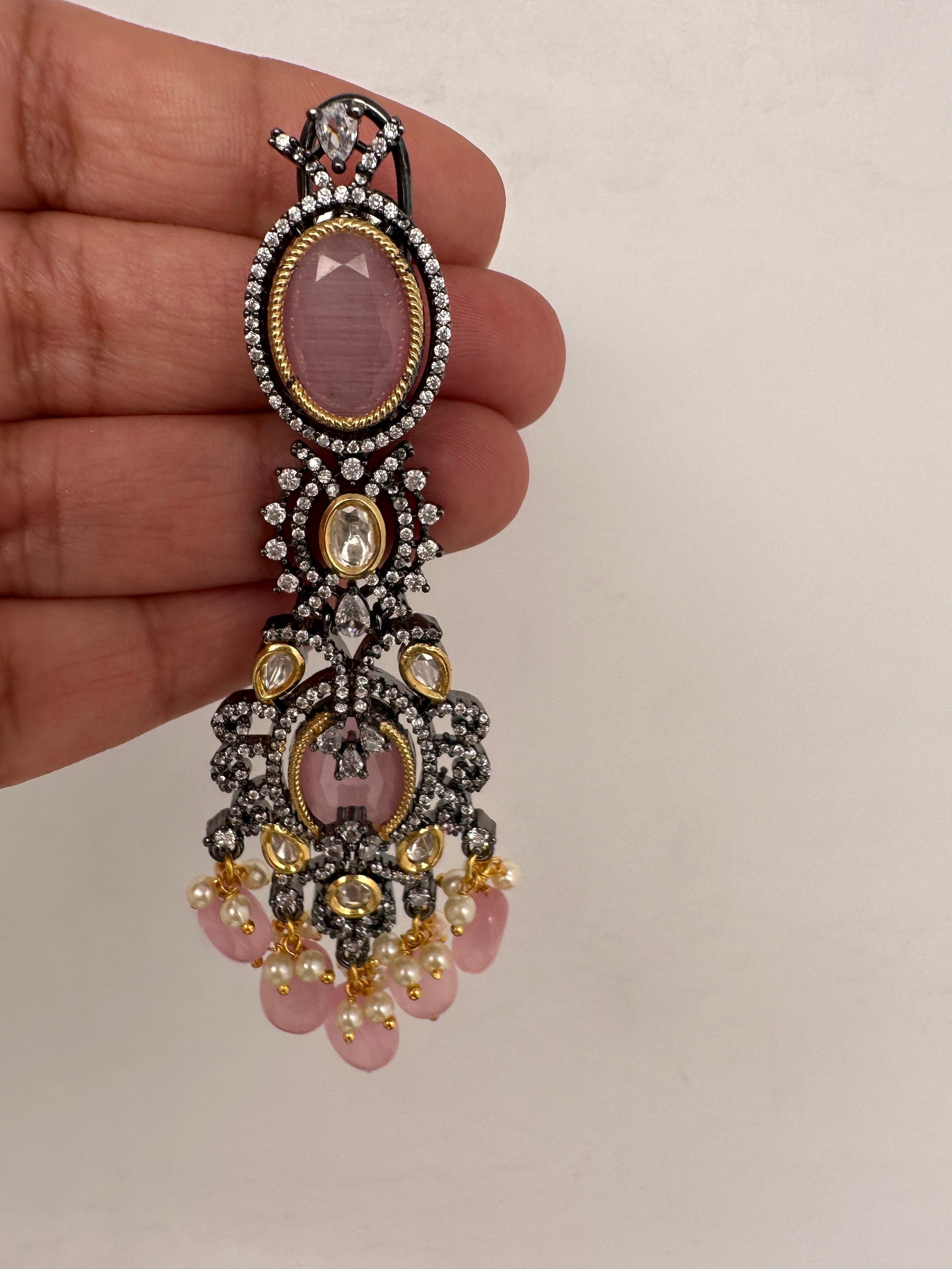 Moissanite Kundan Victorian Finish Color Stone Color beads Choker - Pink