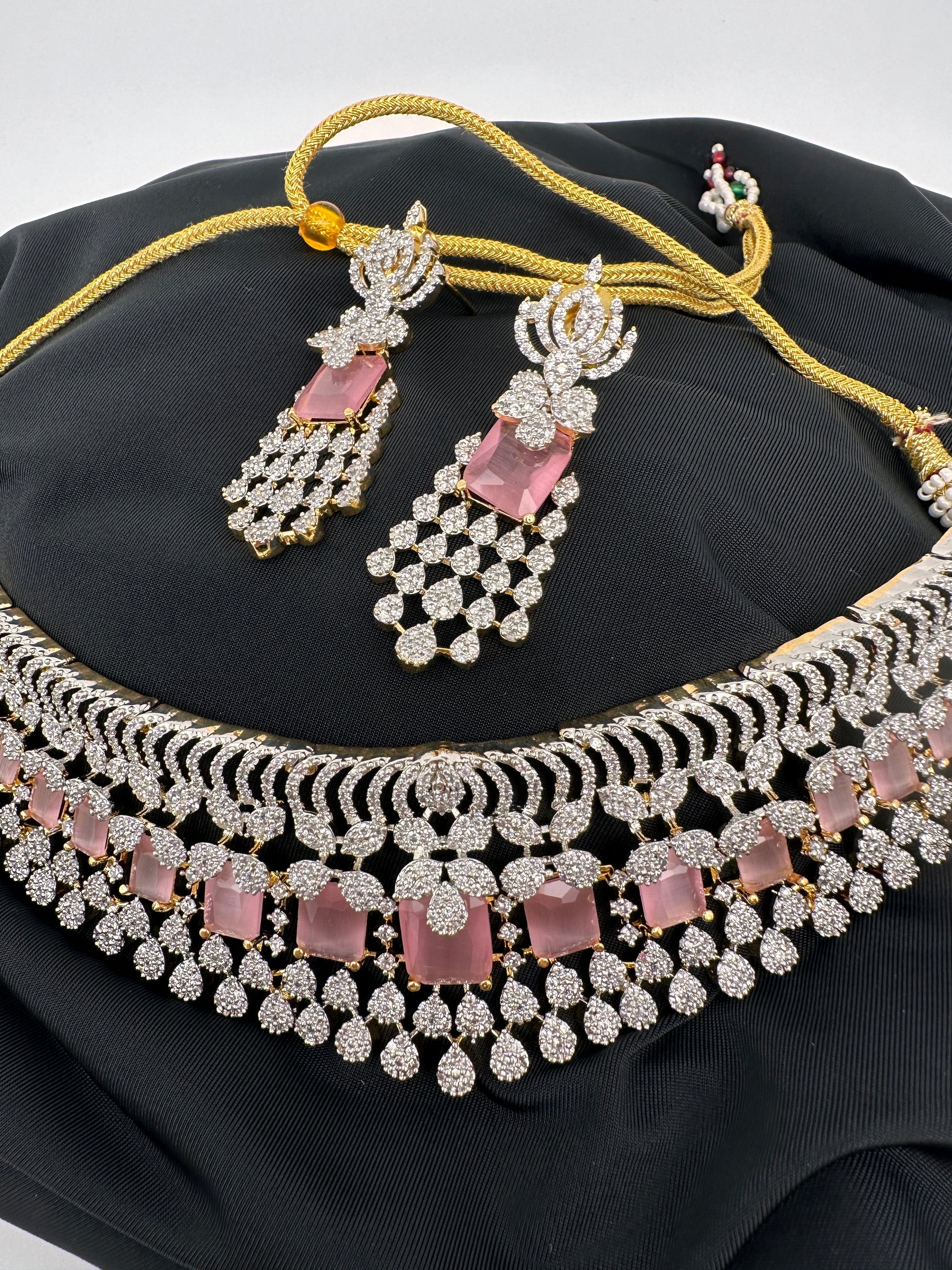 AD Color Stone Choker - Pink