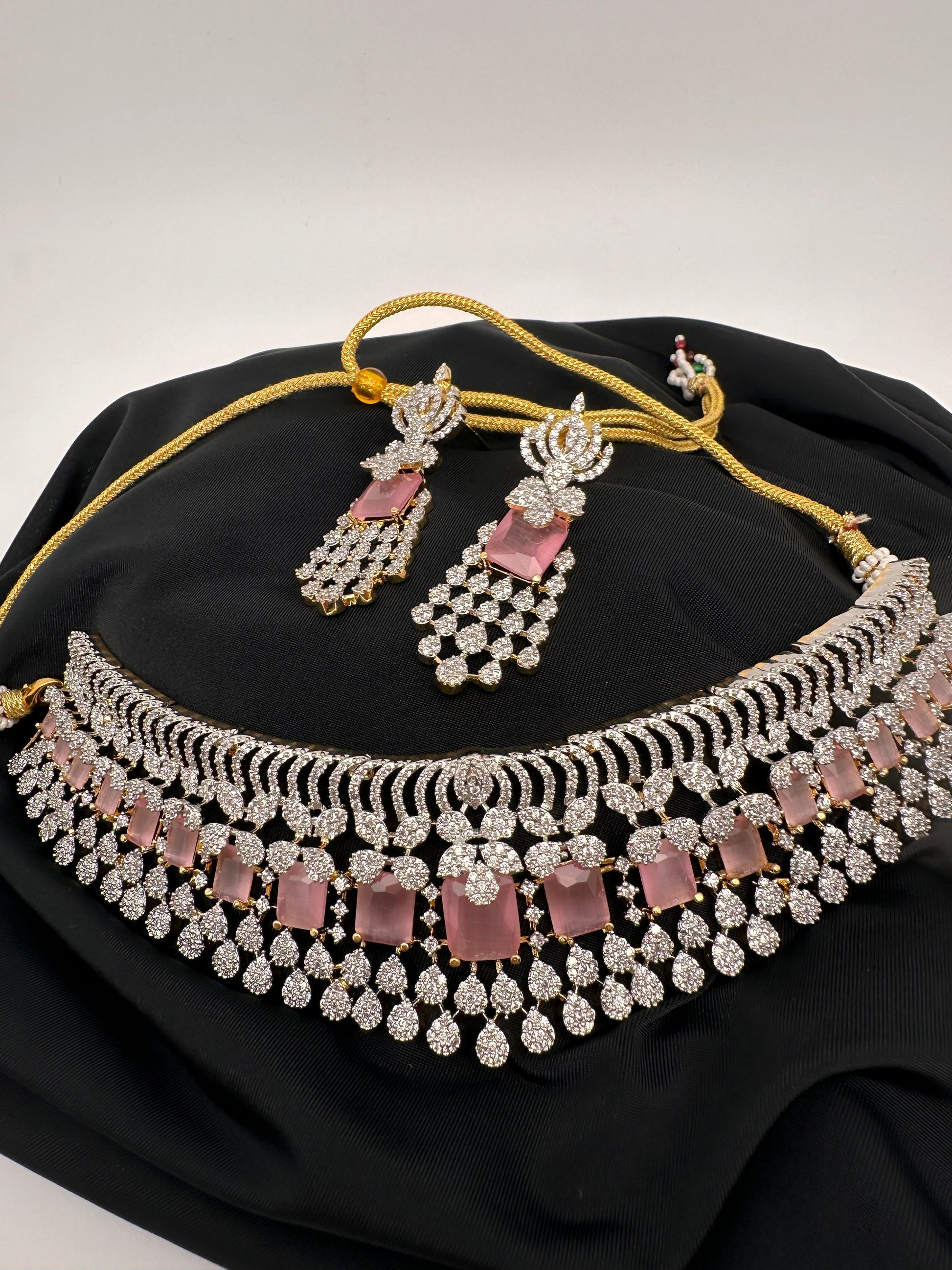 AD Color Stone Choker - Pink