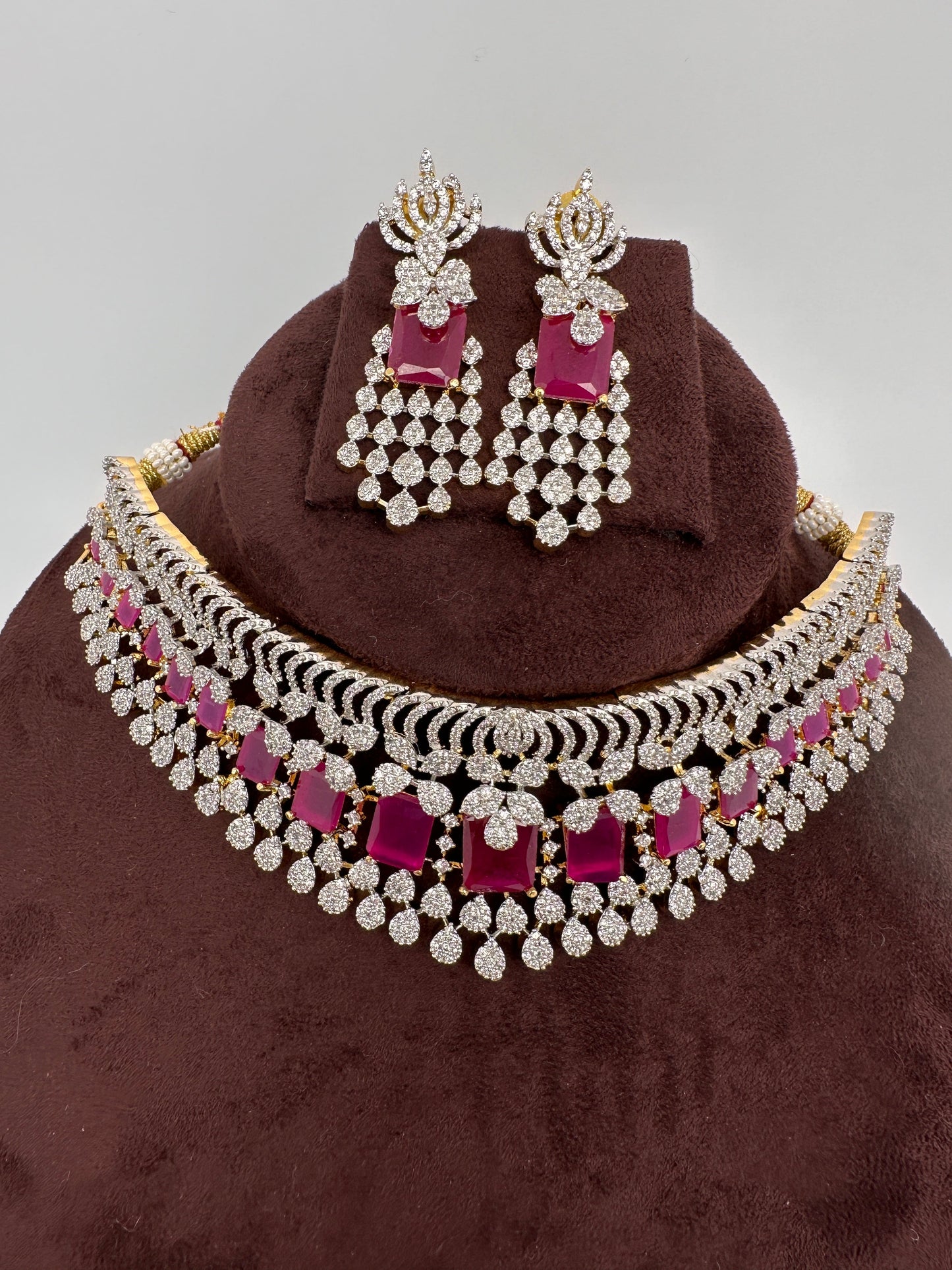 AD Color Stone Choker - Red